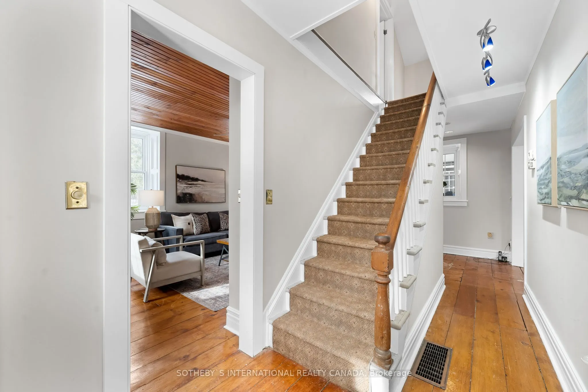 2402 Ganaraska Road