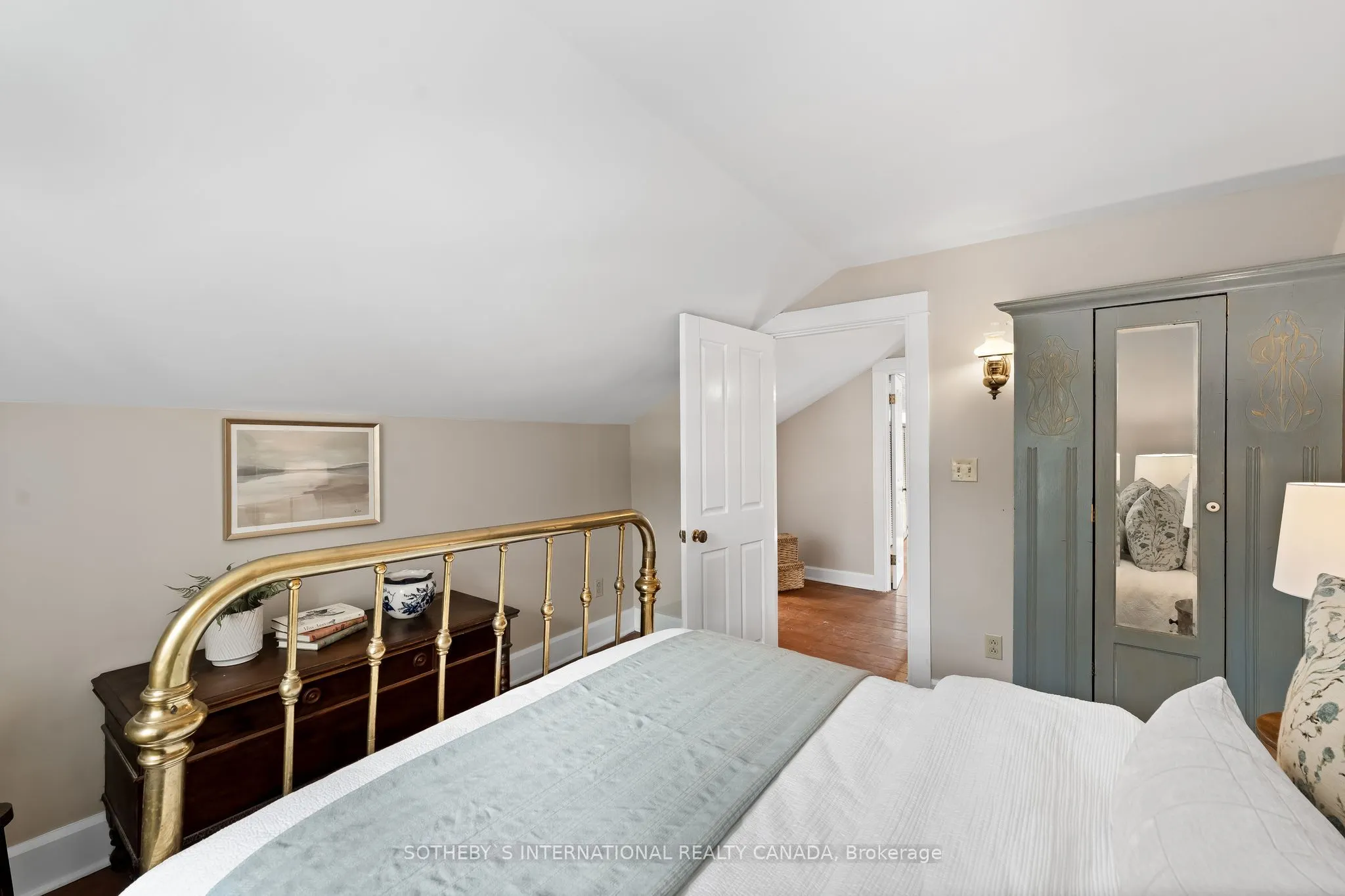 2402 Ganaraska Road