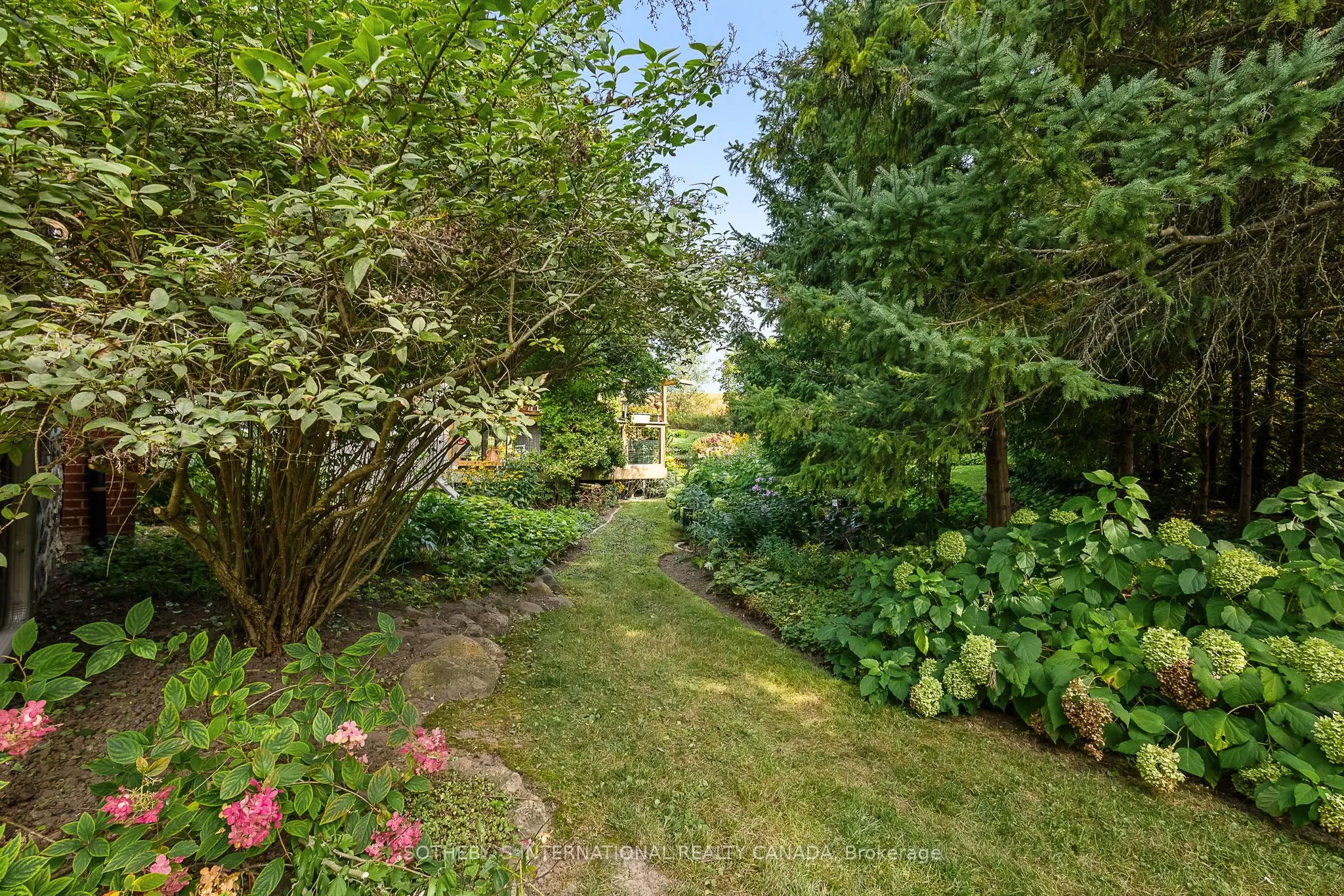 2402 Ganaraska Road