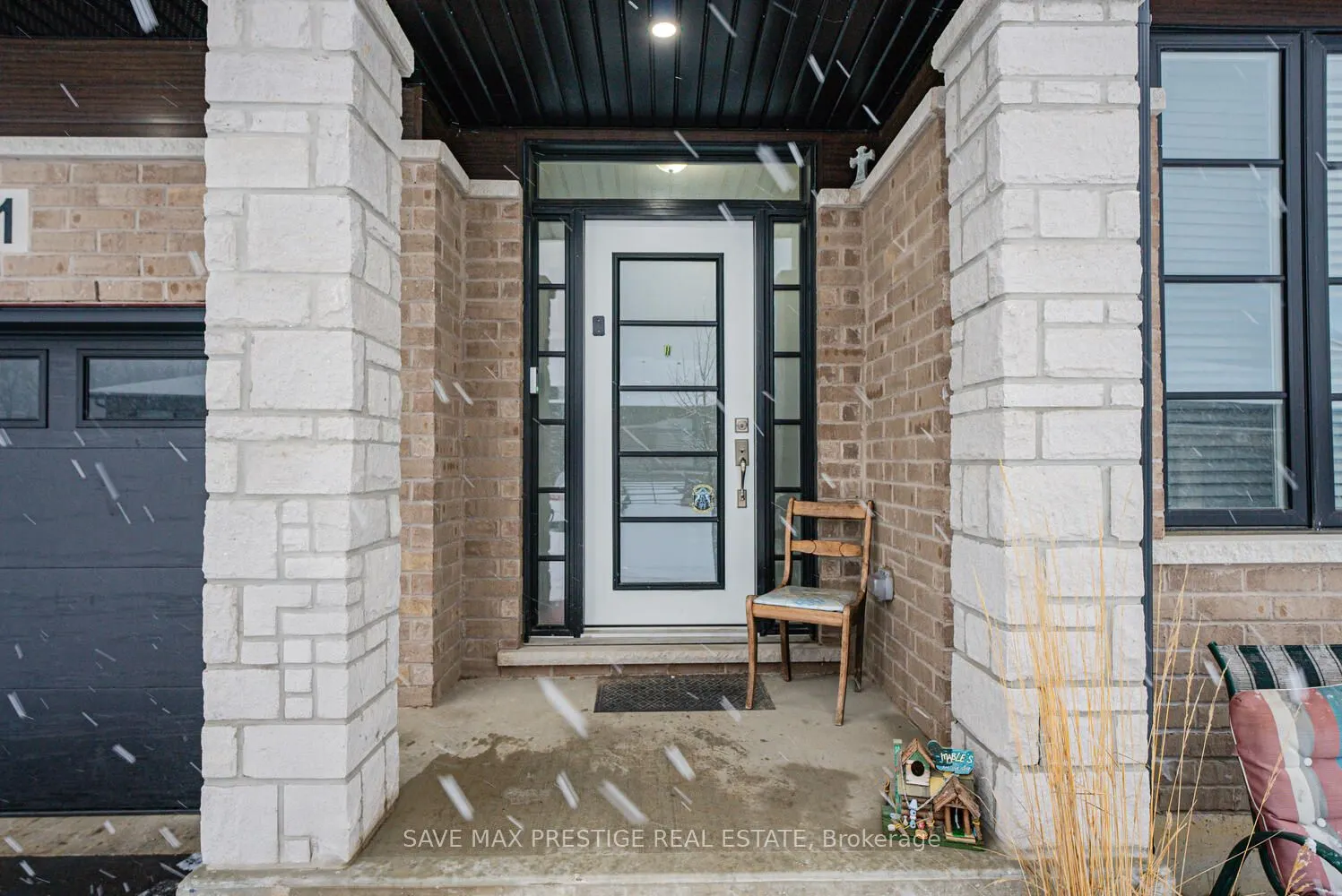 550 Grey Street #11