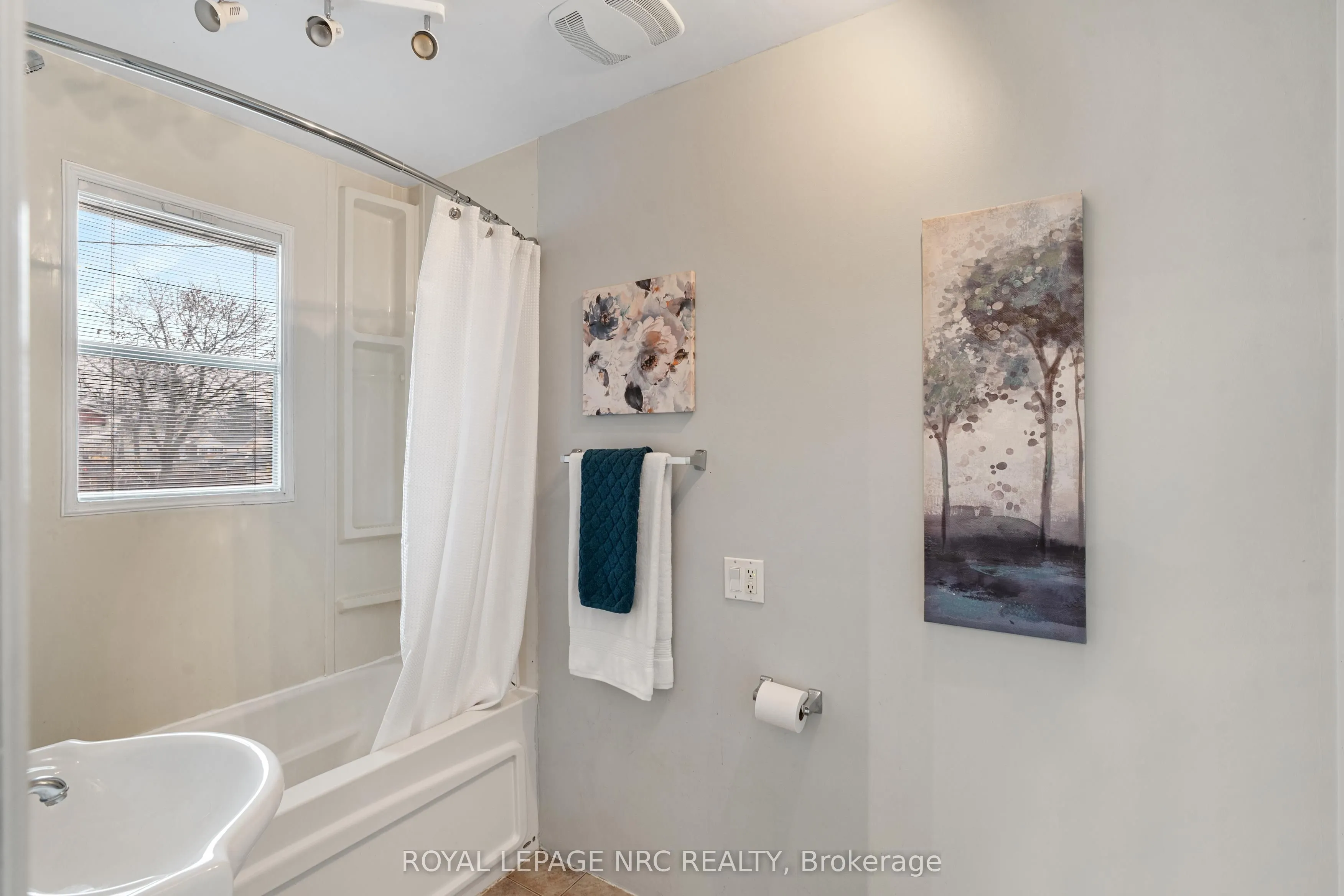 79 Powerview Avenue
