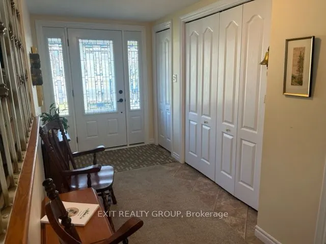 18 Diamond Crescent