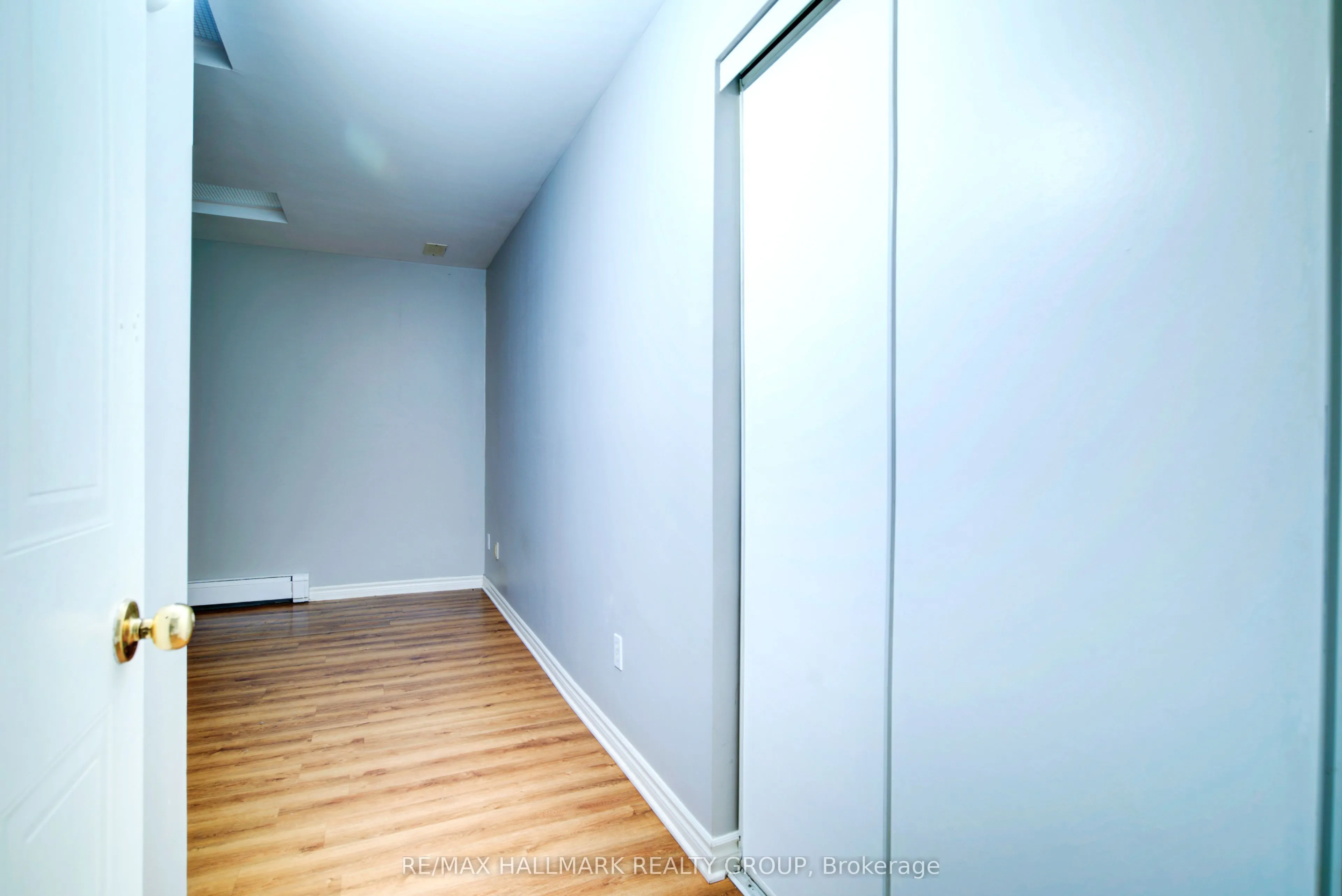 192 King Street W