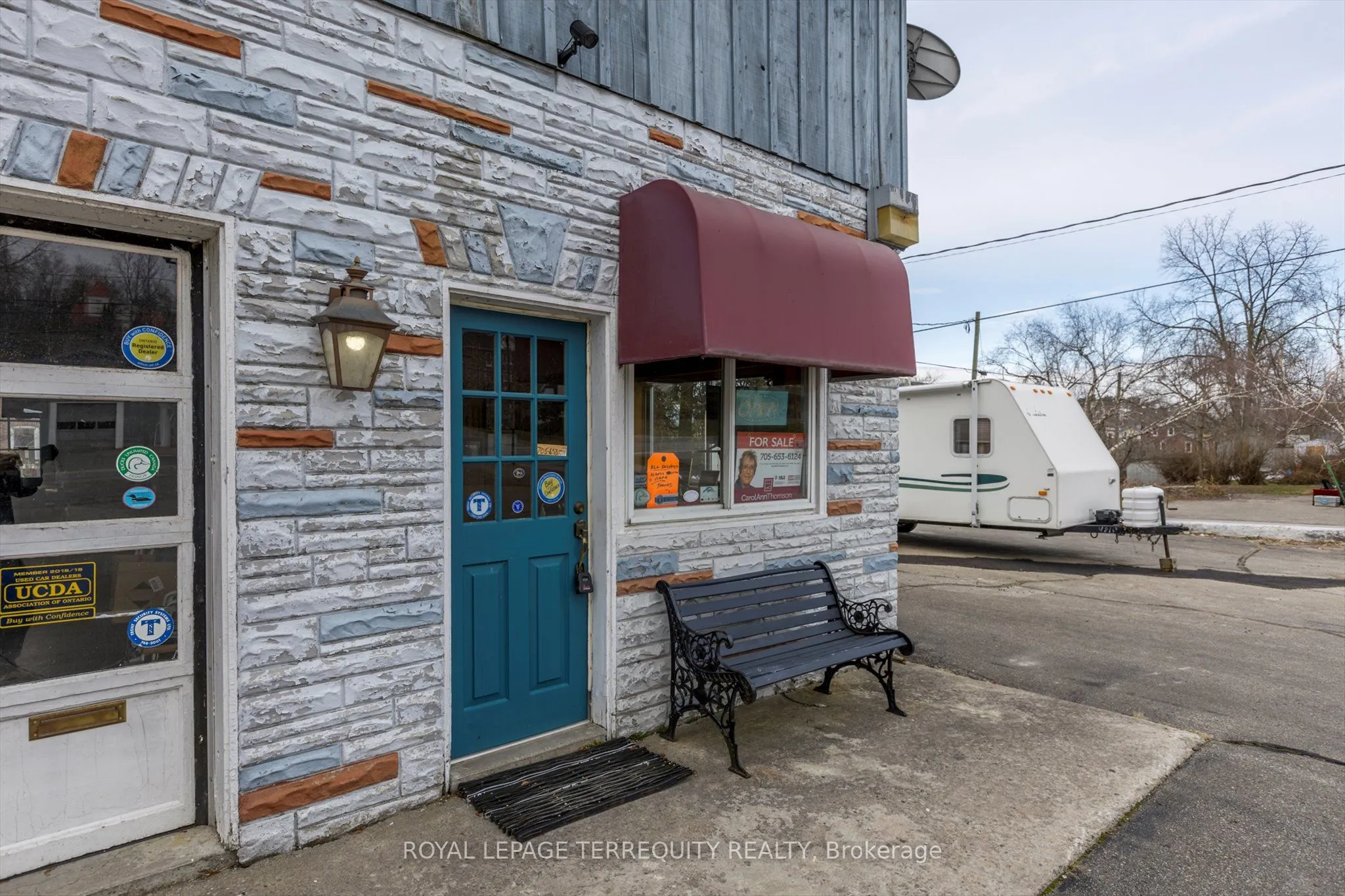 119 Bridge Street W