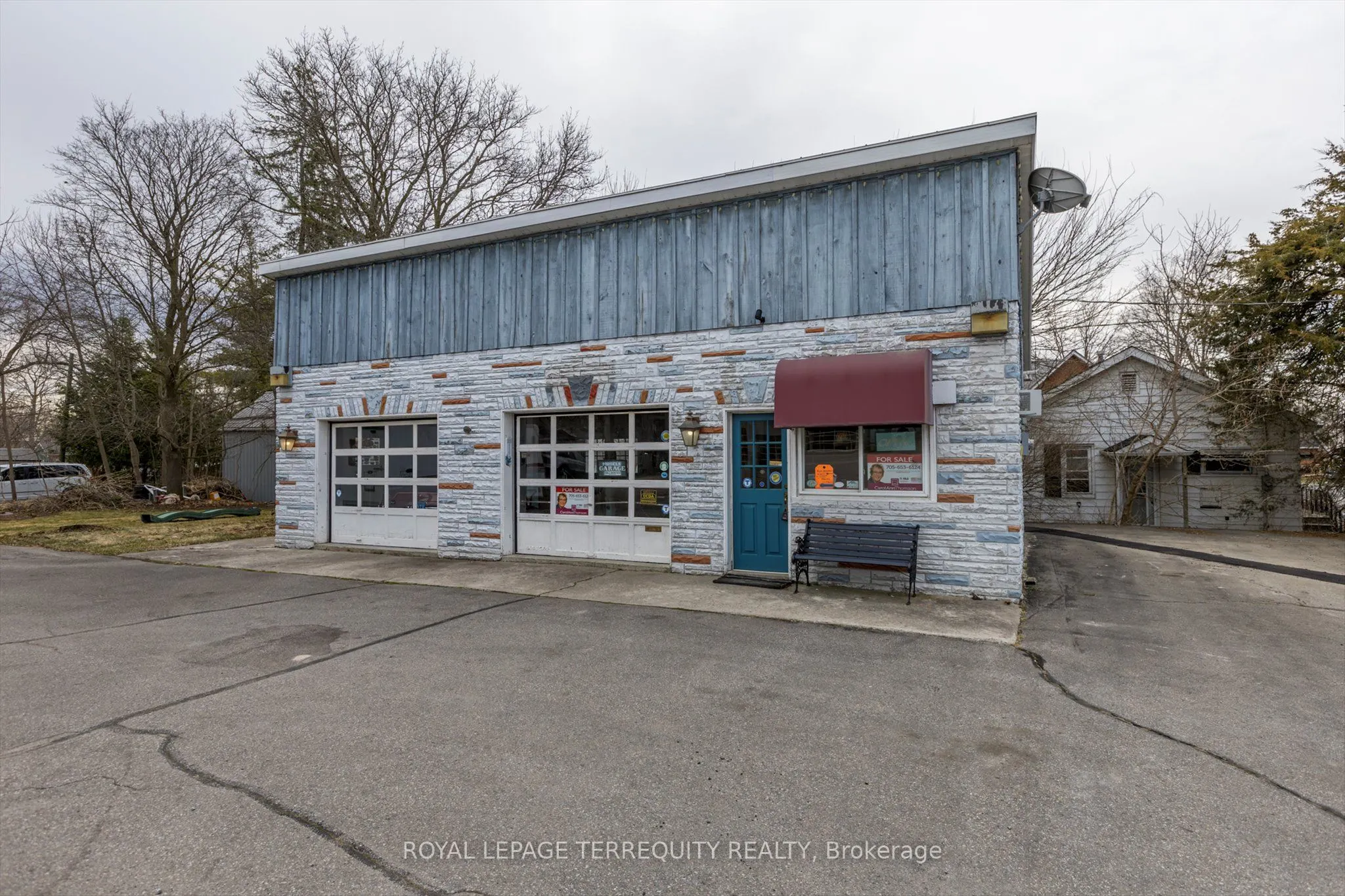 119 Bridge Street W