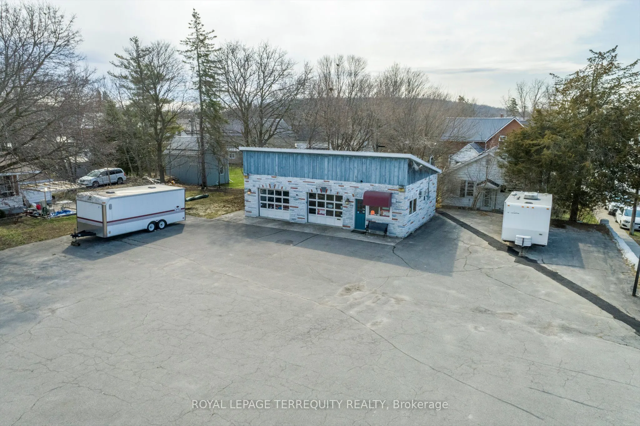 119 Bridge Street W