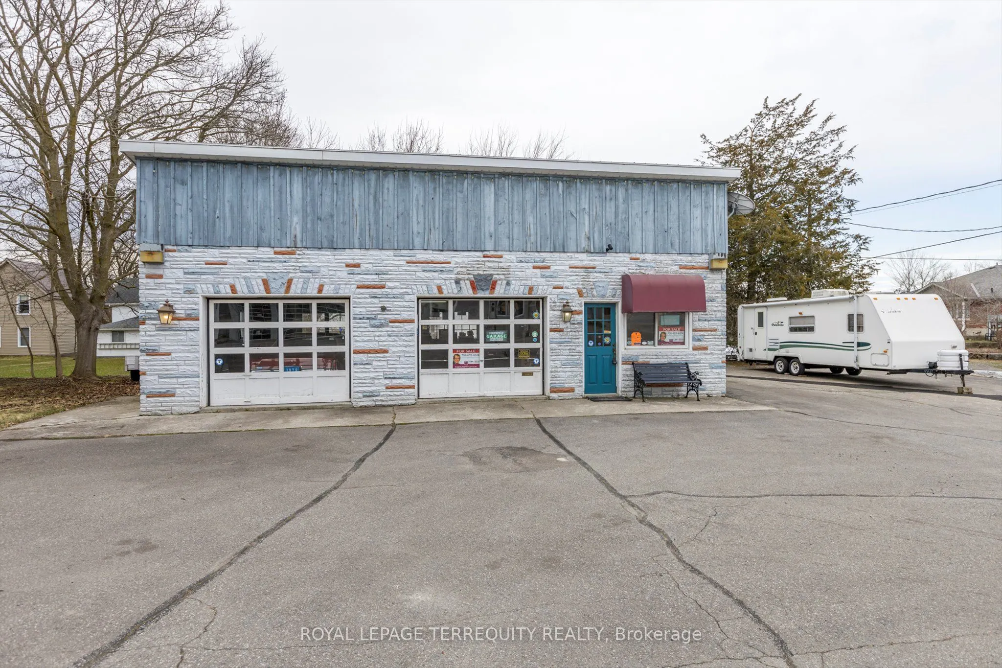 119 Bridge Street W