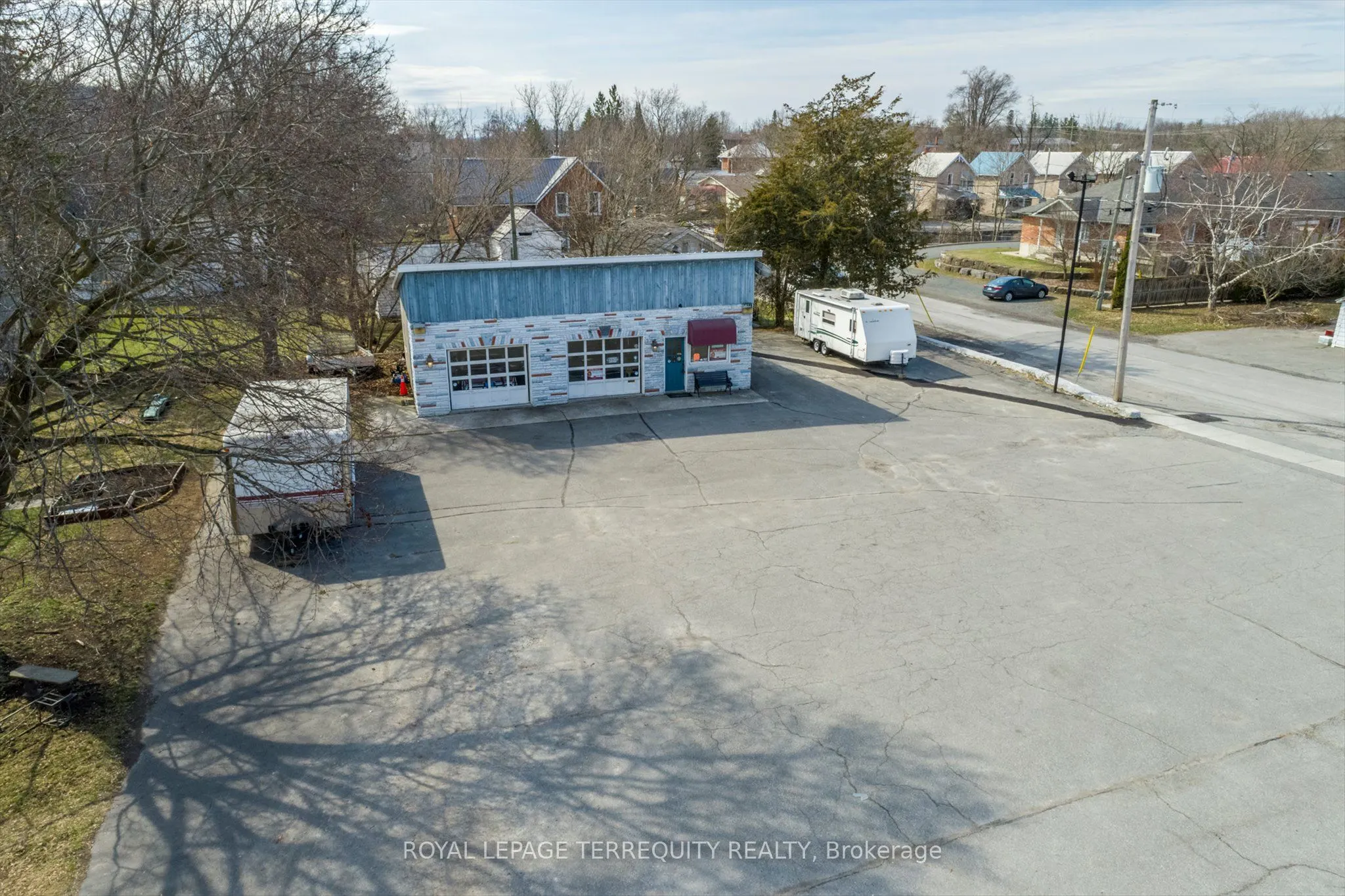 119 Bridge Street W