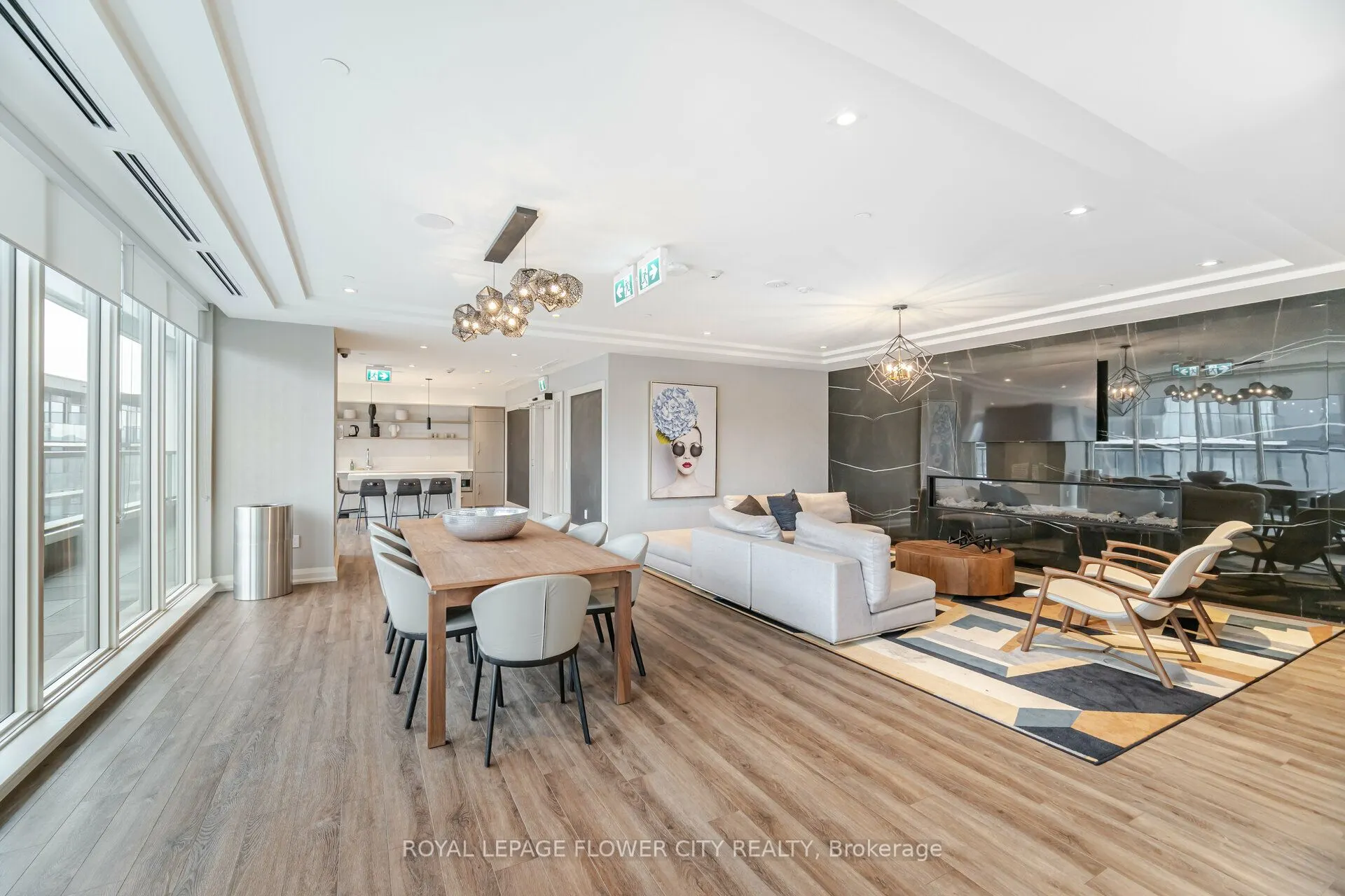 212 King William Street, #604
