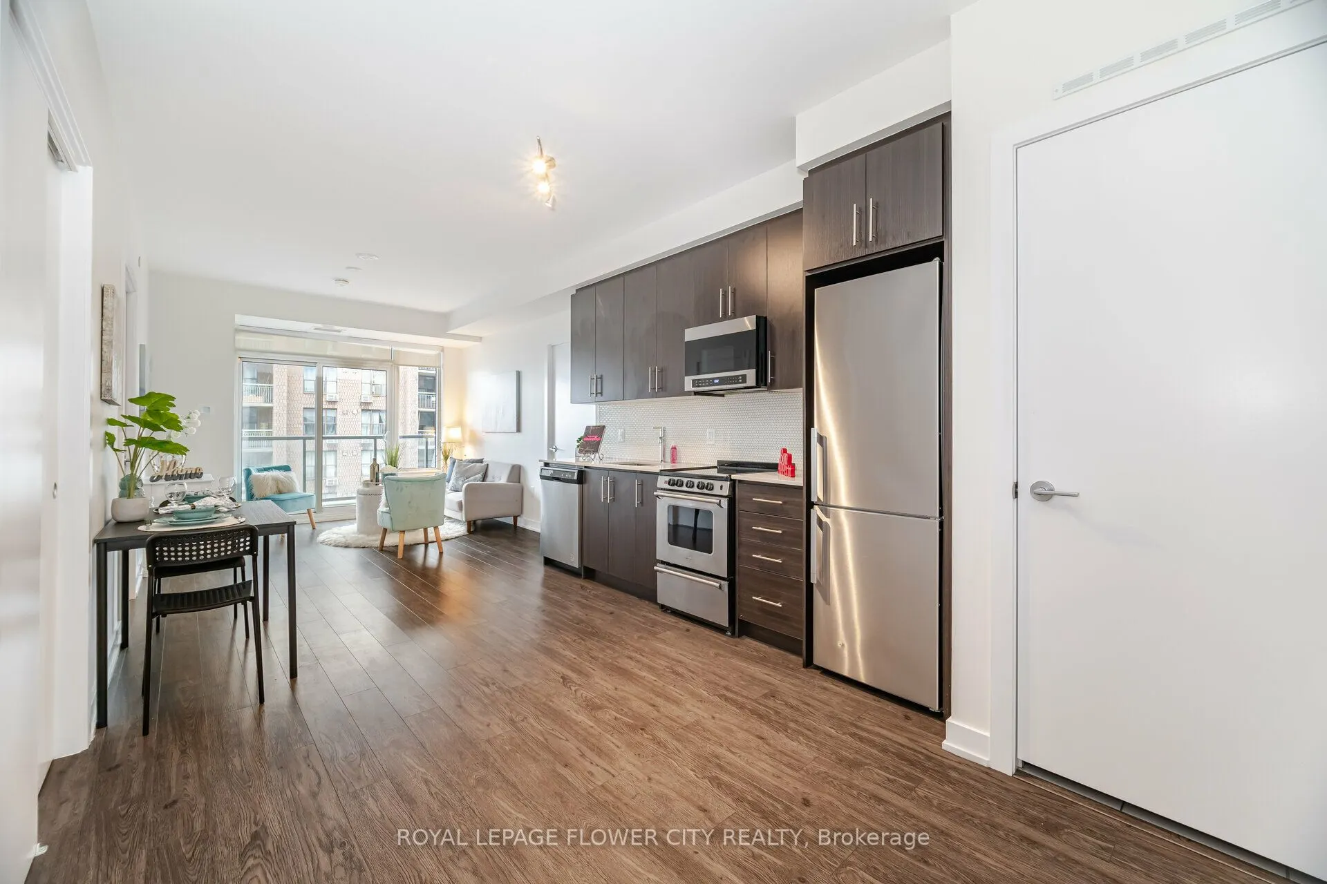 212 King William Street, #604