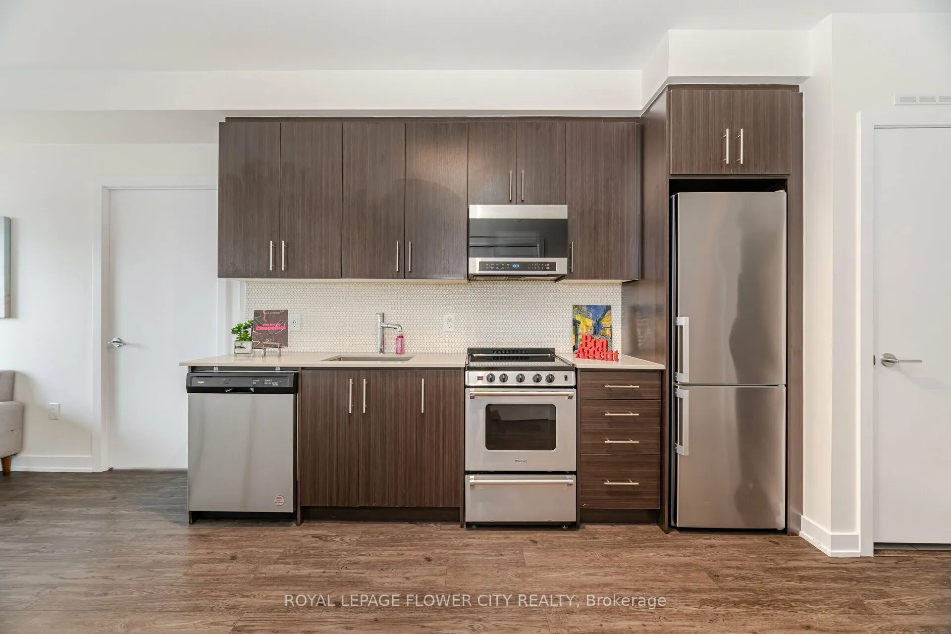 212 King William Street, #604