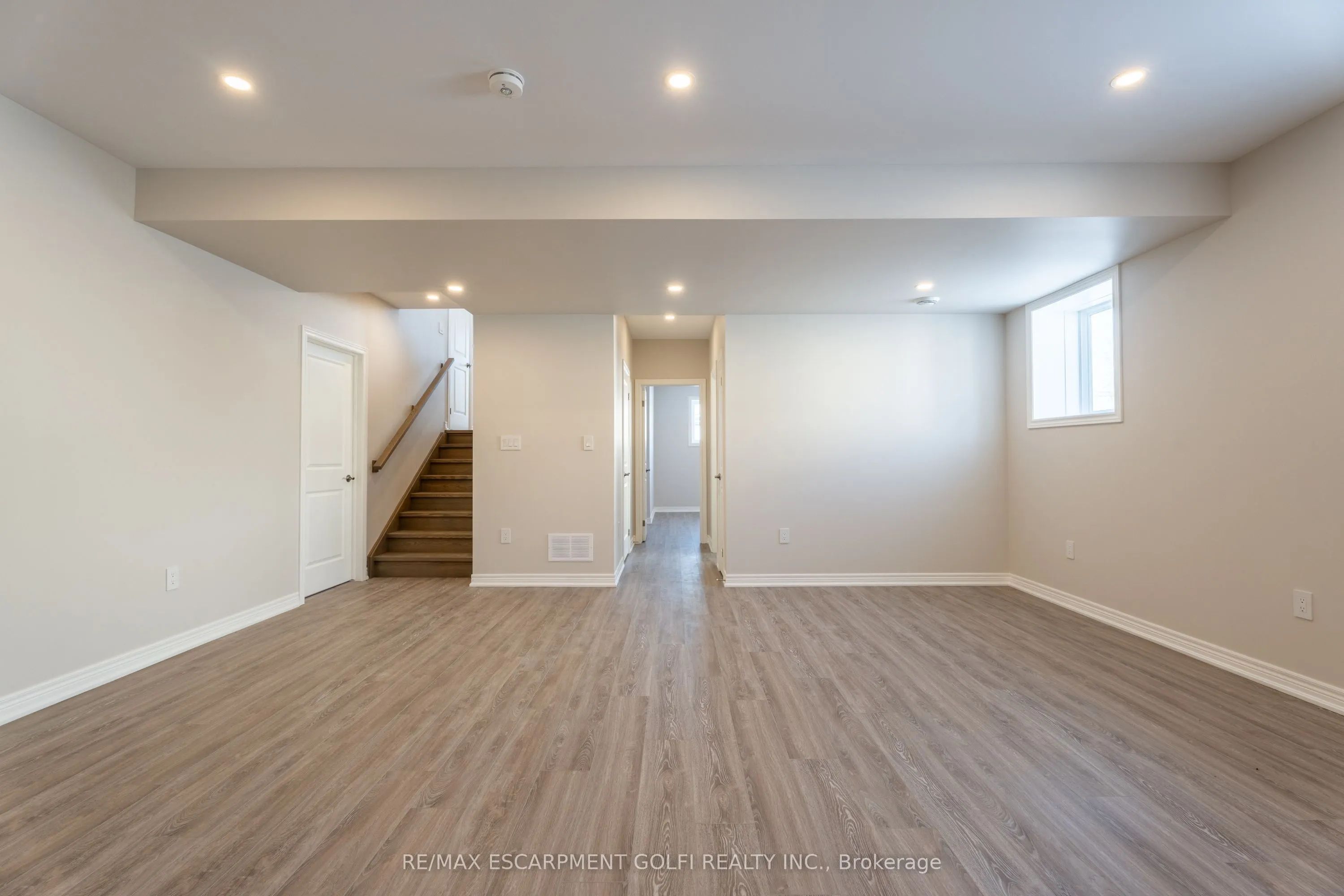 735 Dominion Road