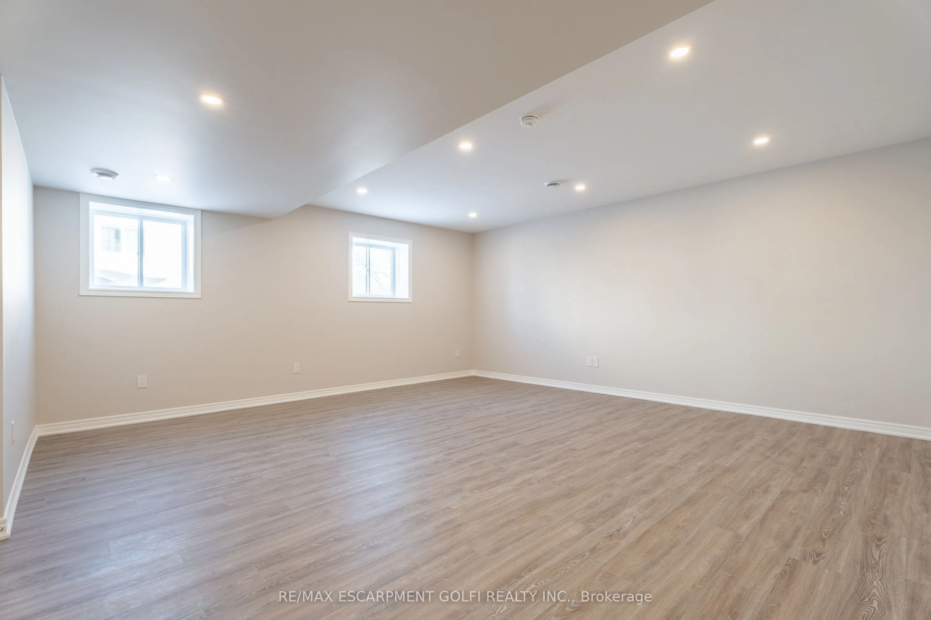 735 Dominion Road