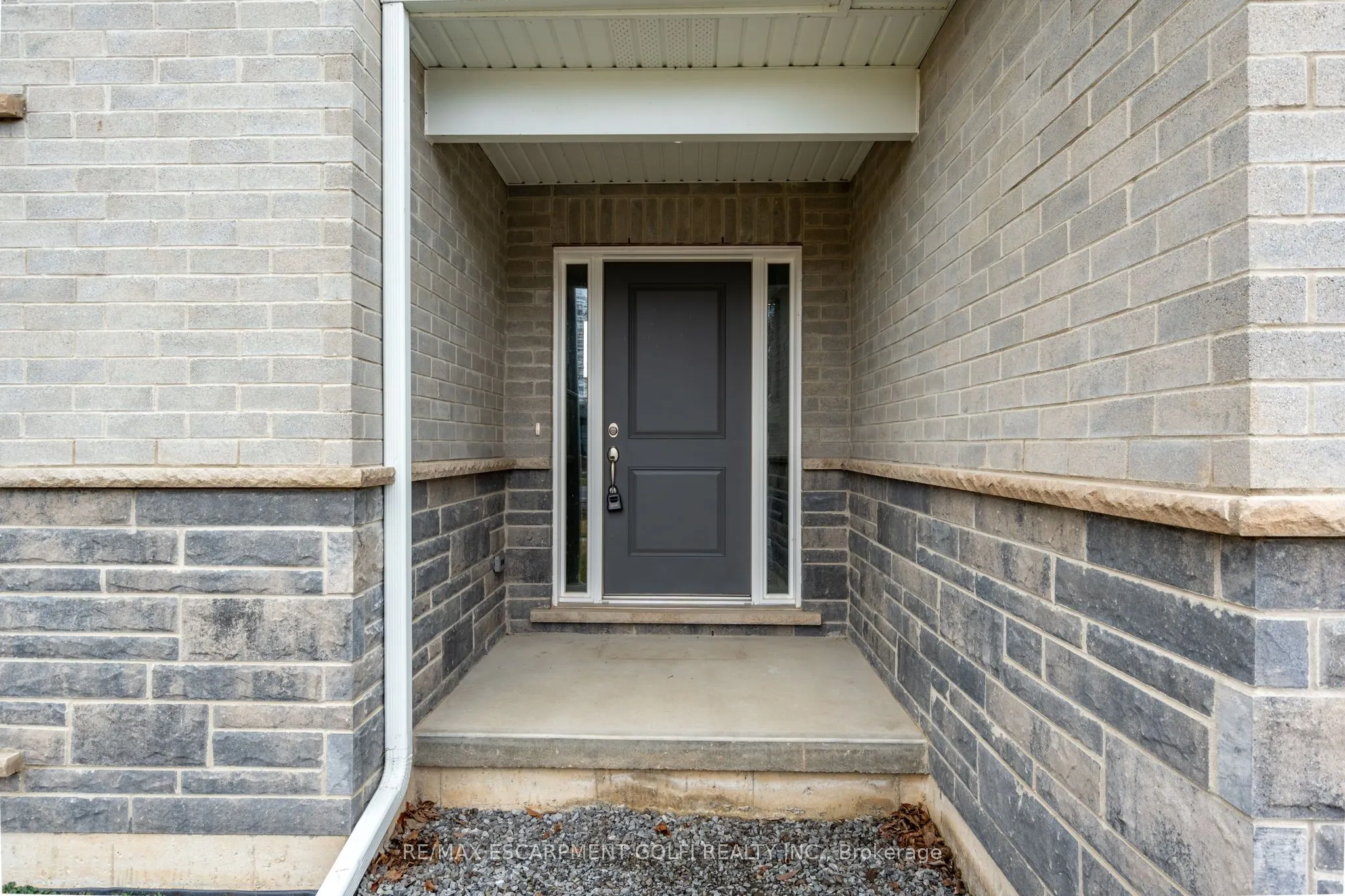 735 Dominion Road