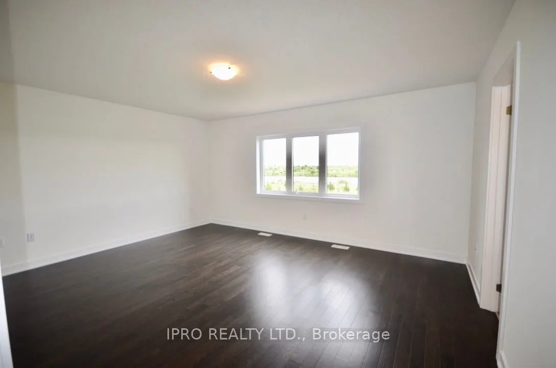 166 Aviron Crescent