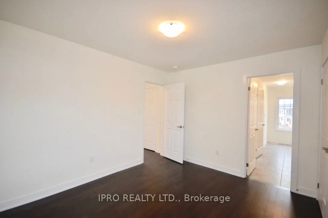 166 Aviron Crescent
