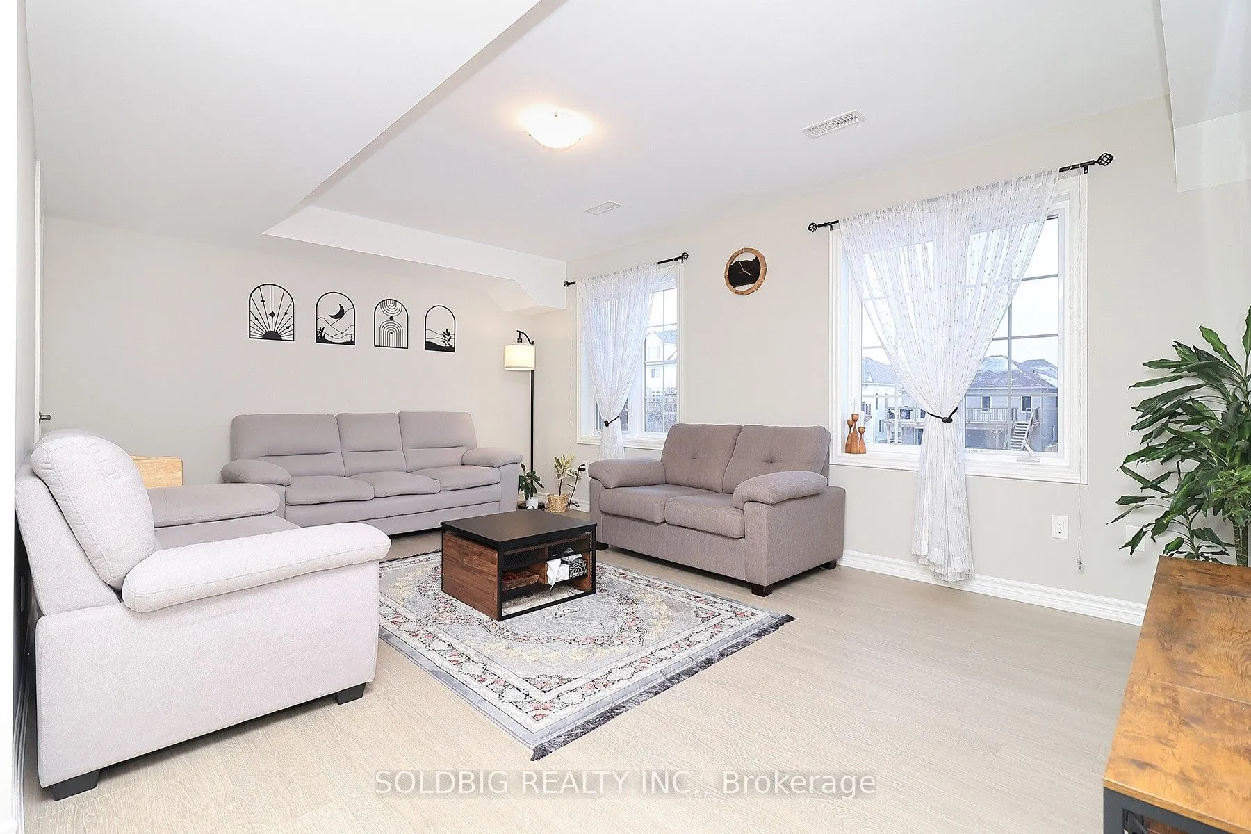 85 Mullin Drive, #18A