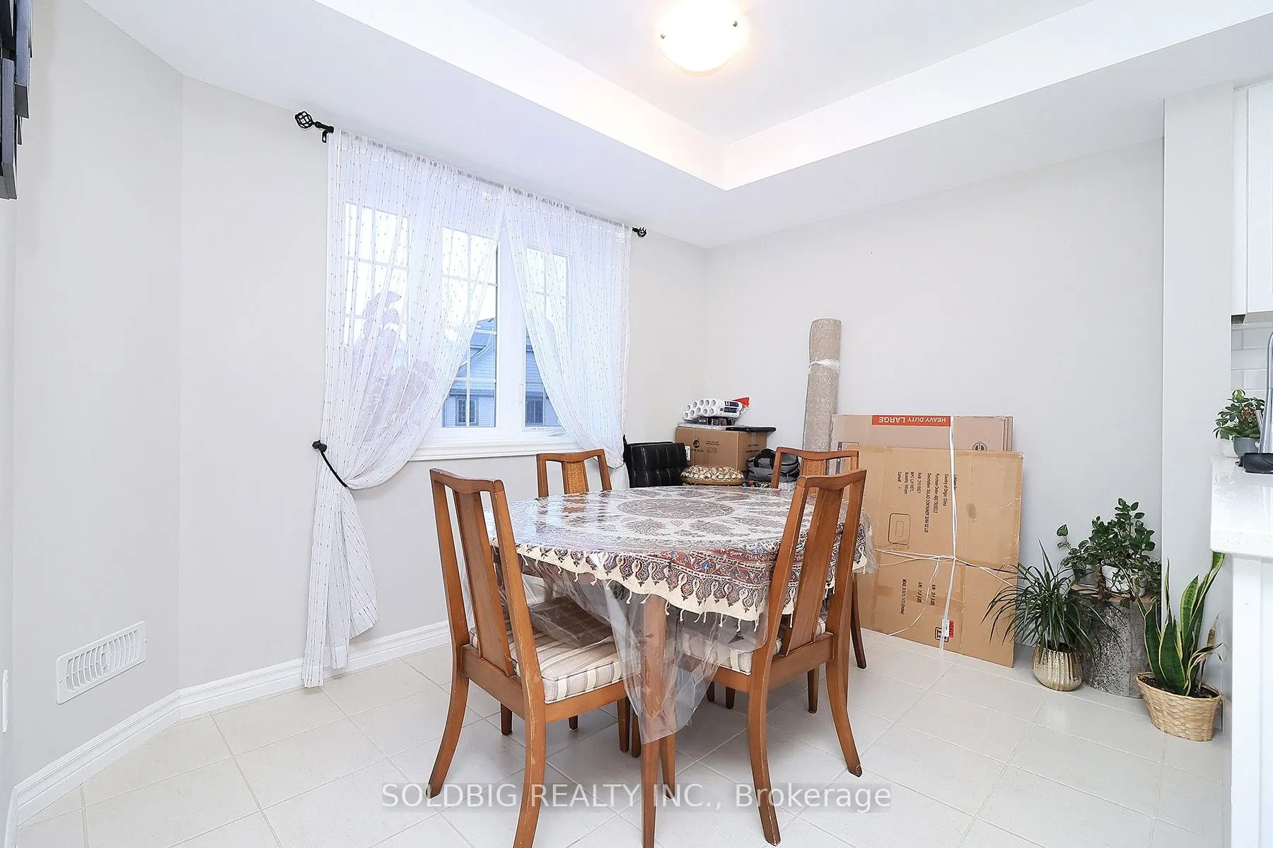 85 Mullin Drive, #18A