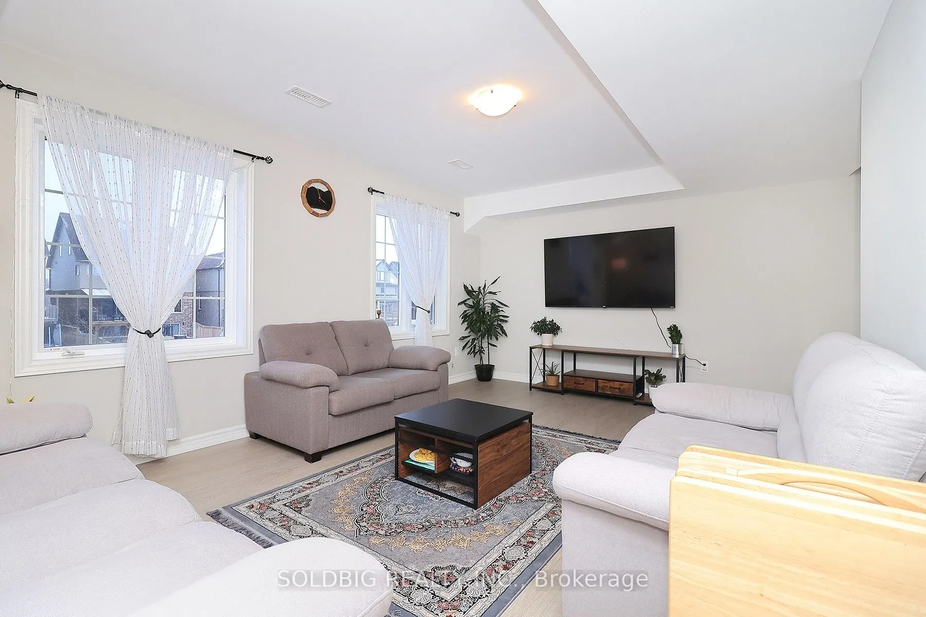 85 Mullin Drive, #18A