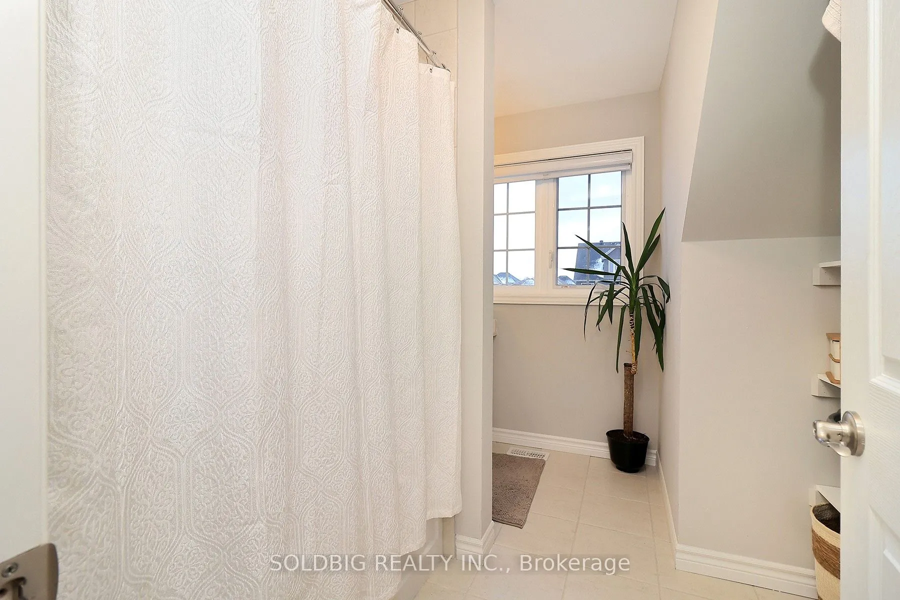 85 Mullin Drive, #18A