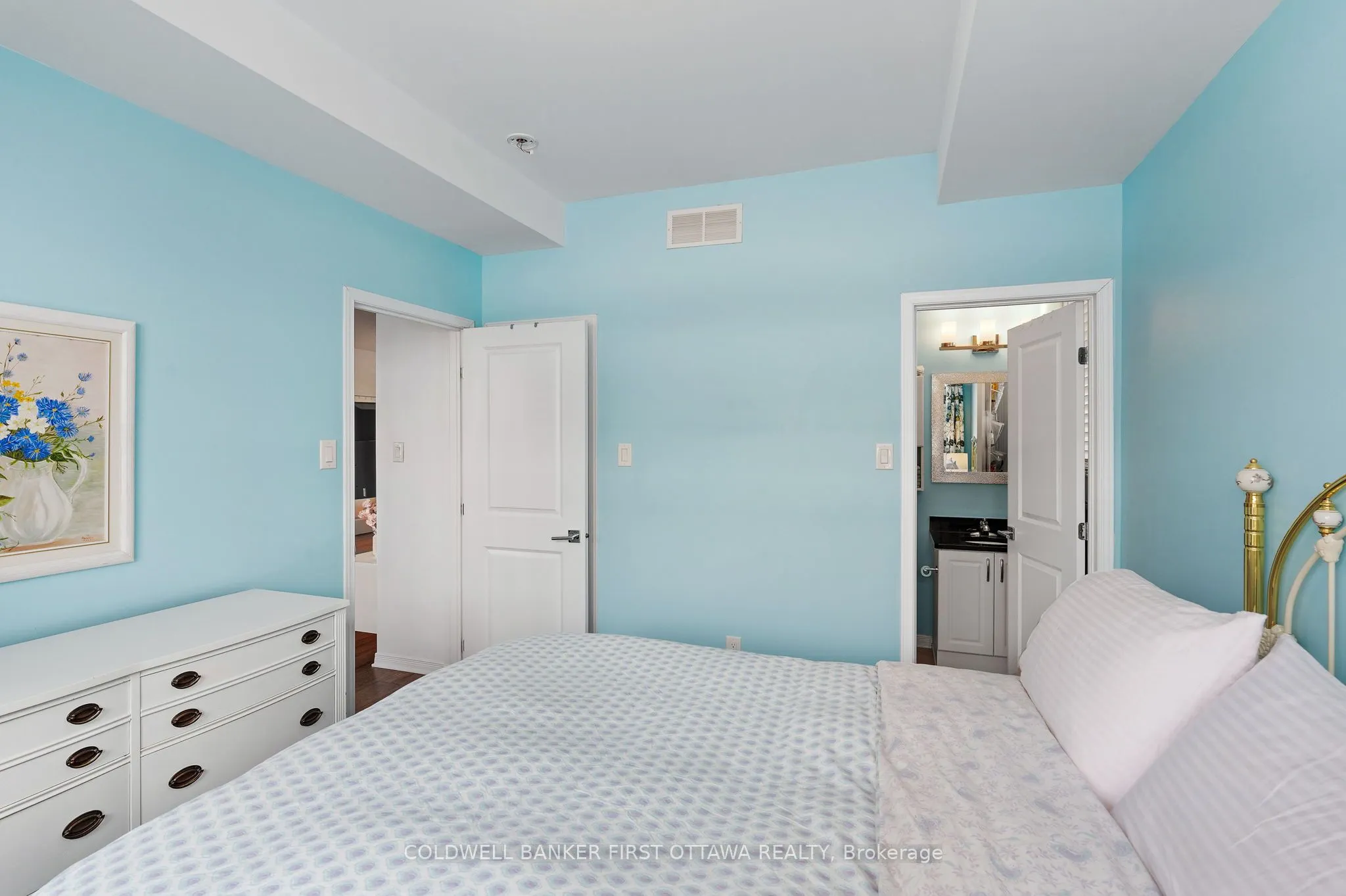 365 Haliburton Heights, #F