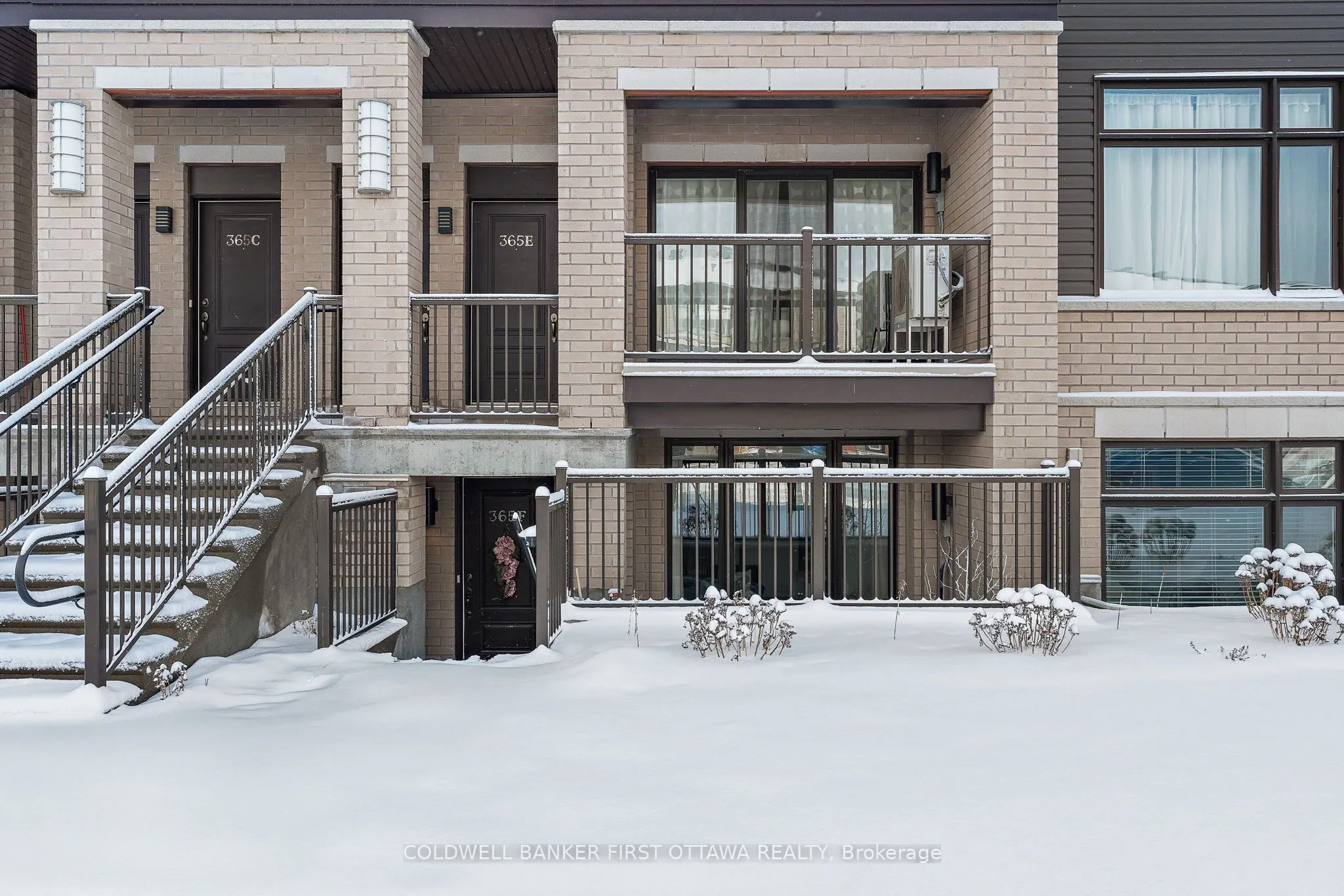 365 Haliburton Heights, #F