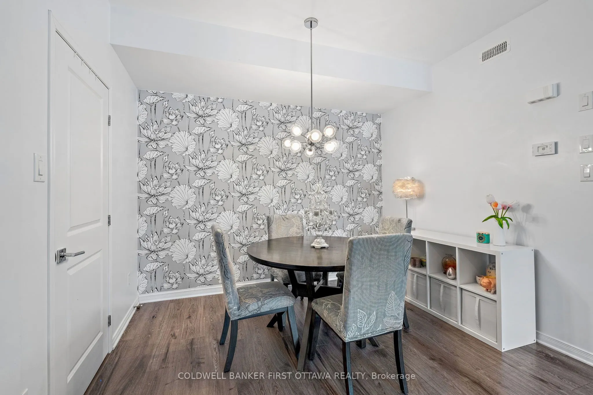 365 Haliburton Heights, #F