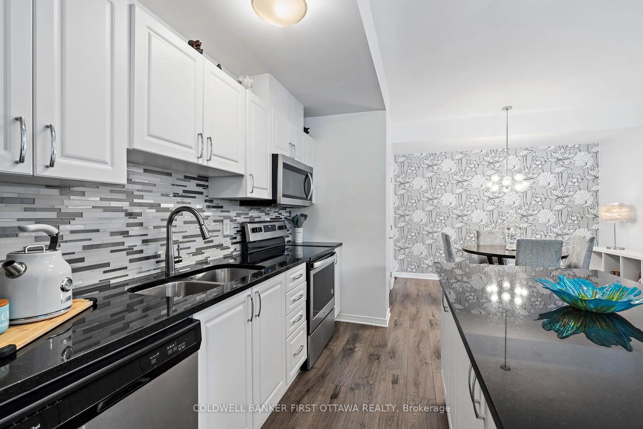 365 Haliburton Heights, #F