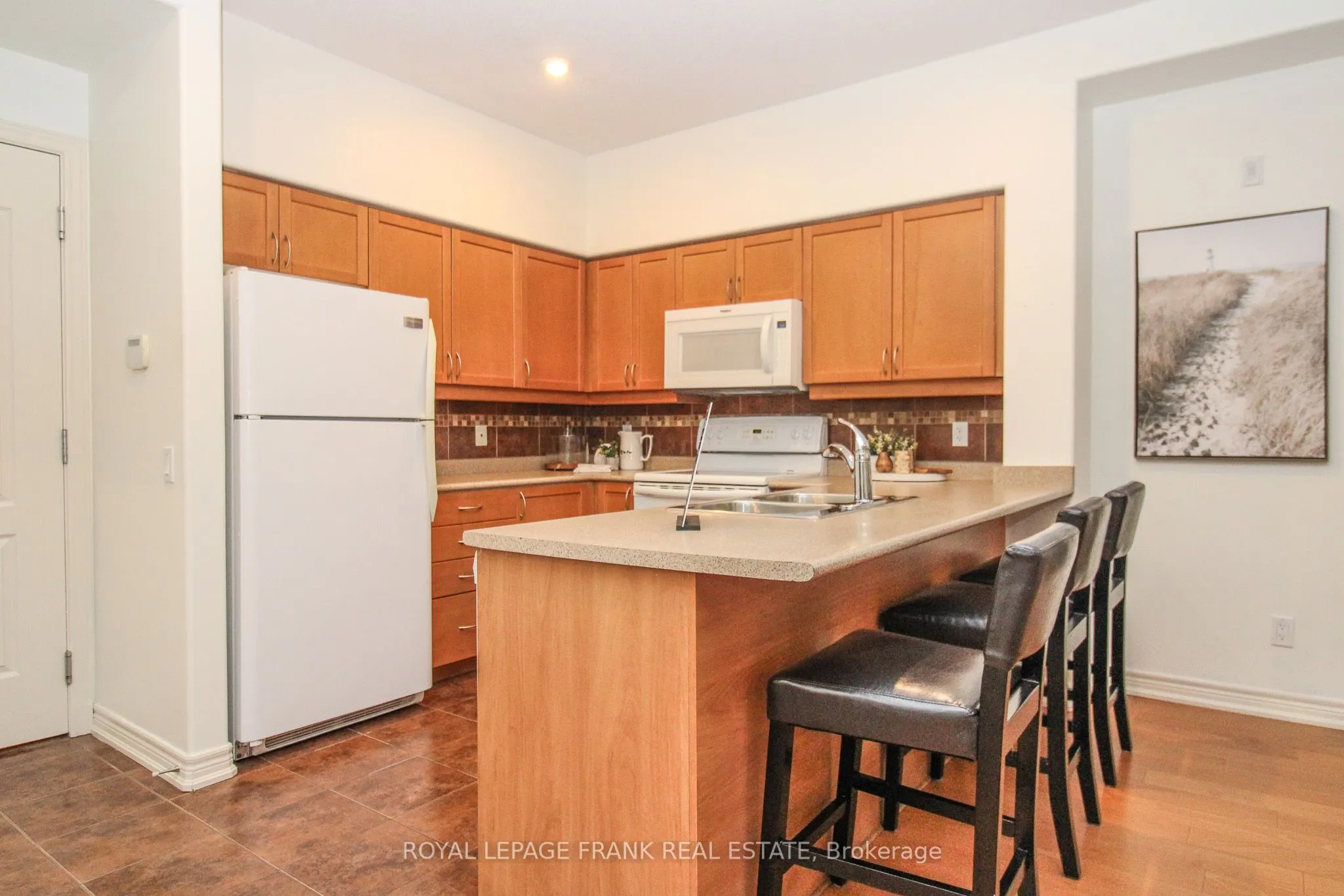 869 Clonsilla Avenue #110