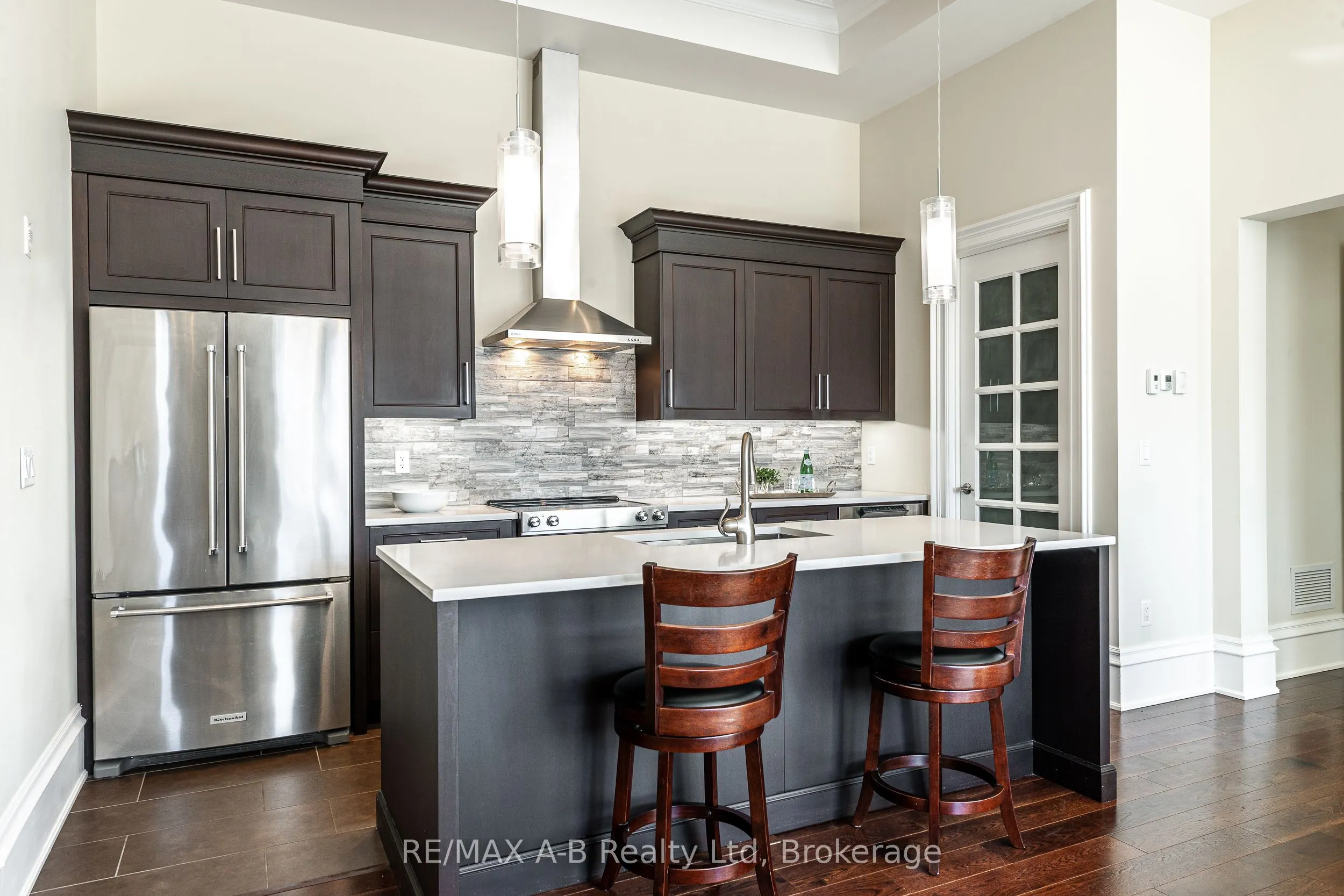 189 ELIZABETH Street, #2F