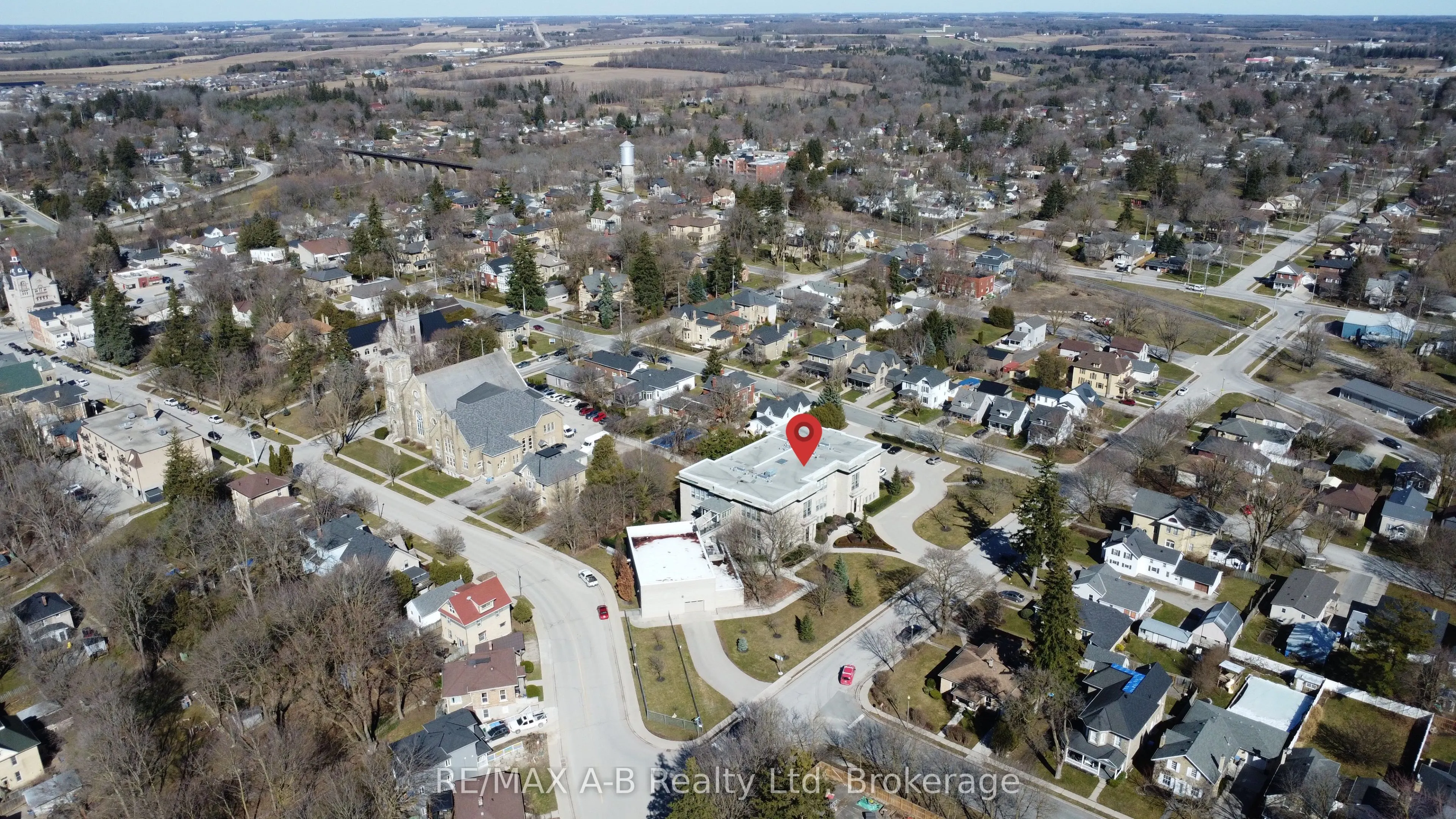 189 ELIZABETH Street, #2F
