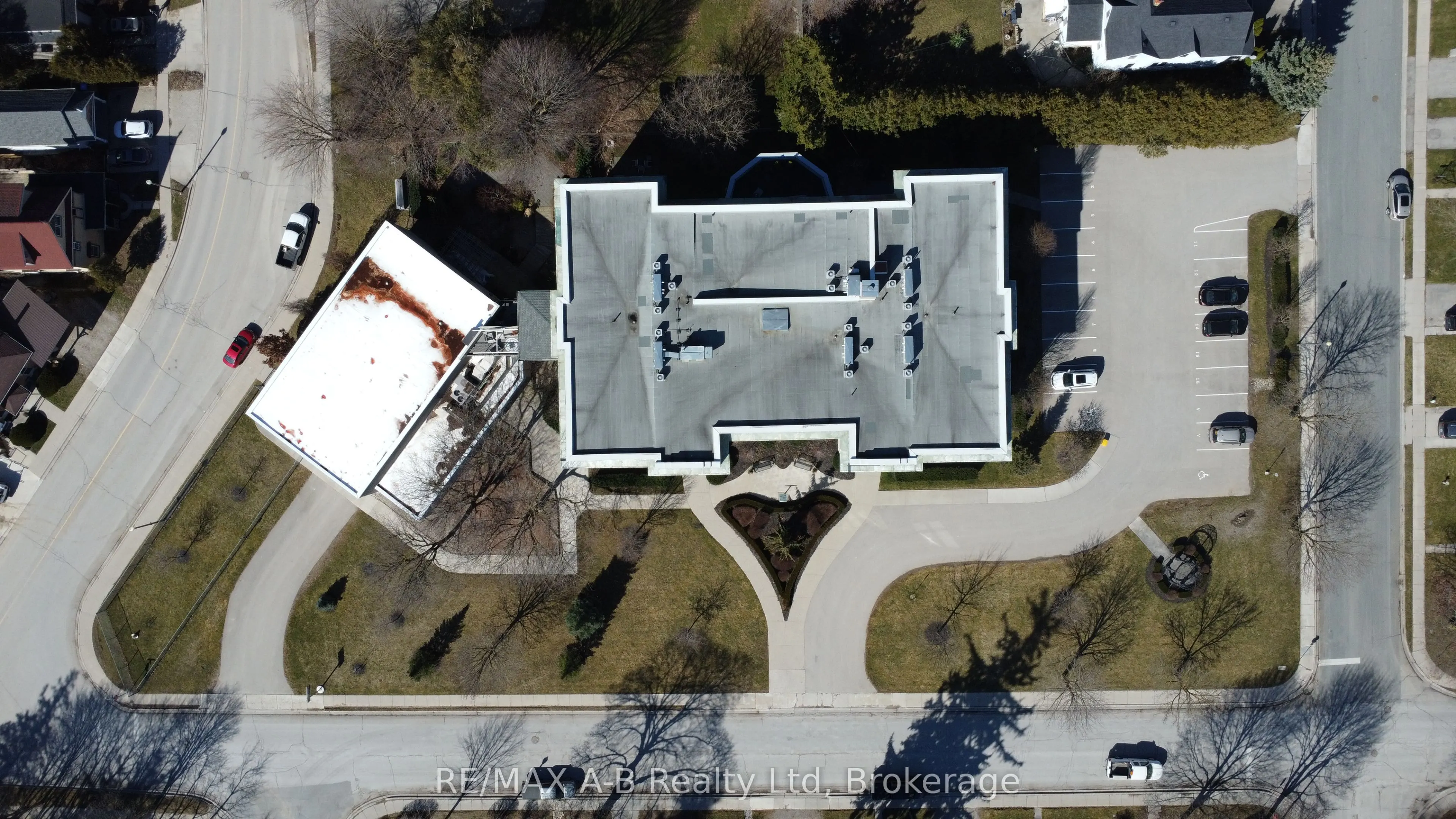 189 ELIZABETH Street, #2F