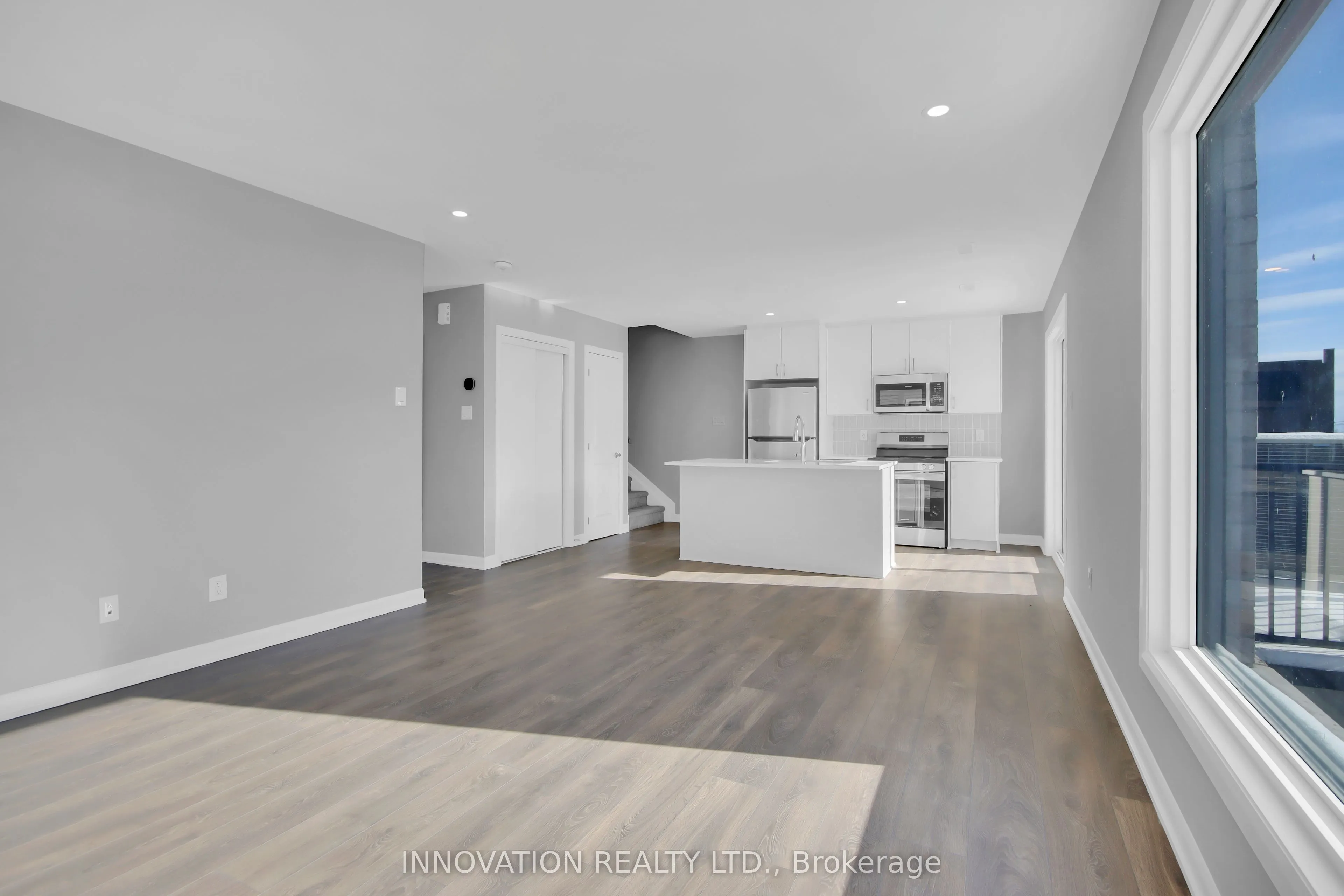1515 Creekway Private