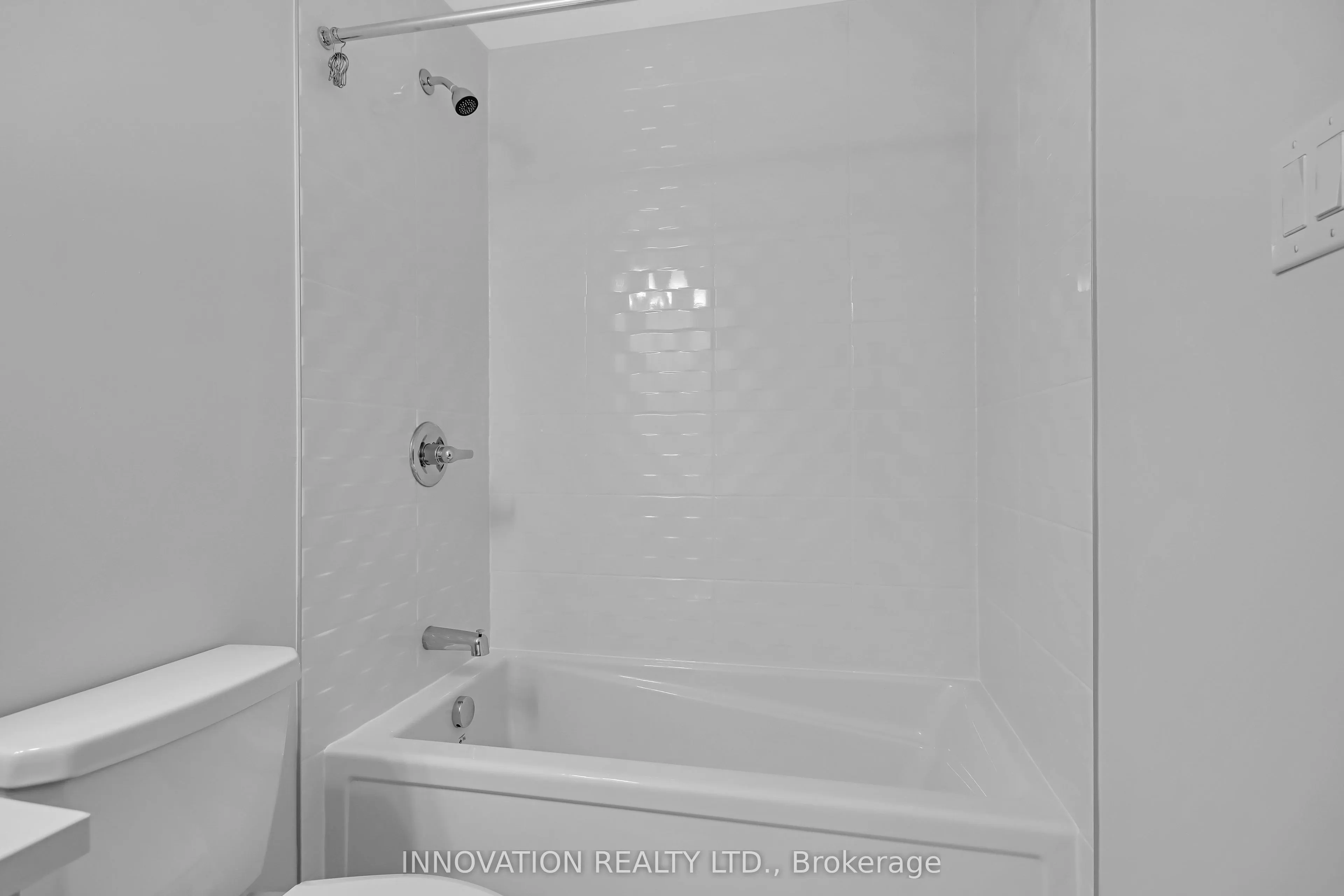 1515 Creekway Private