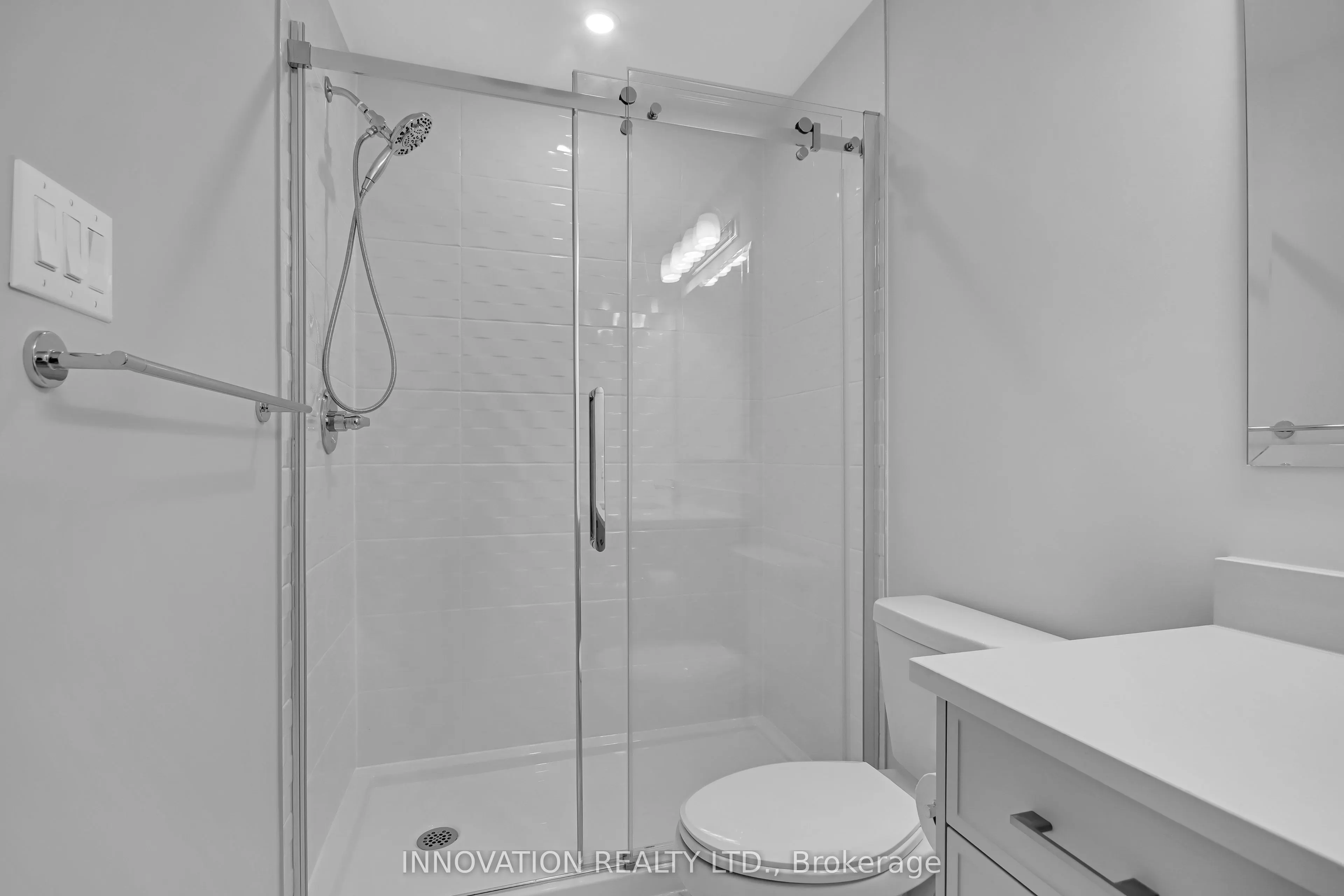 1515 Creekway Private