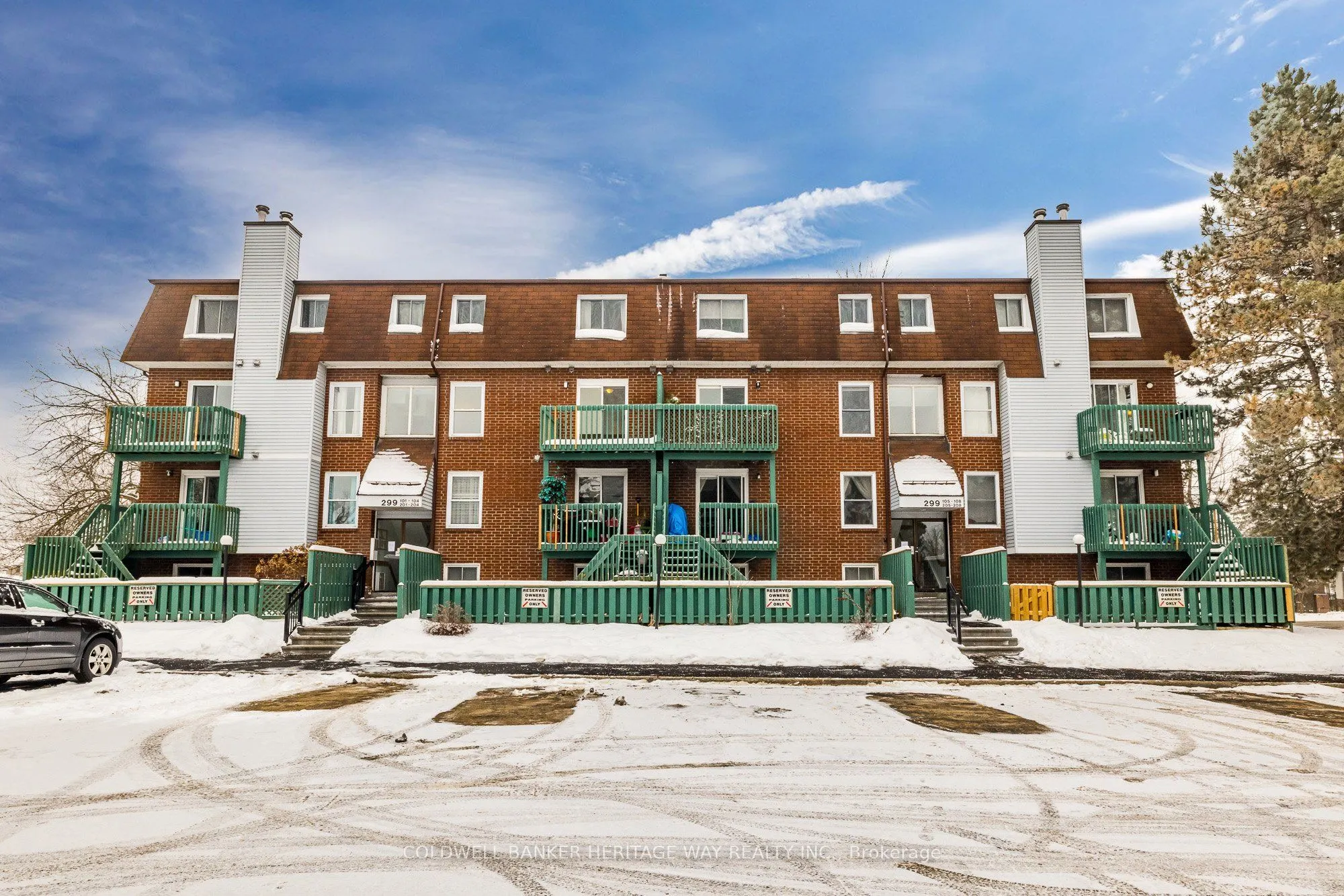 299 Thomas Street, #204