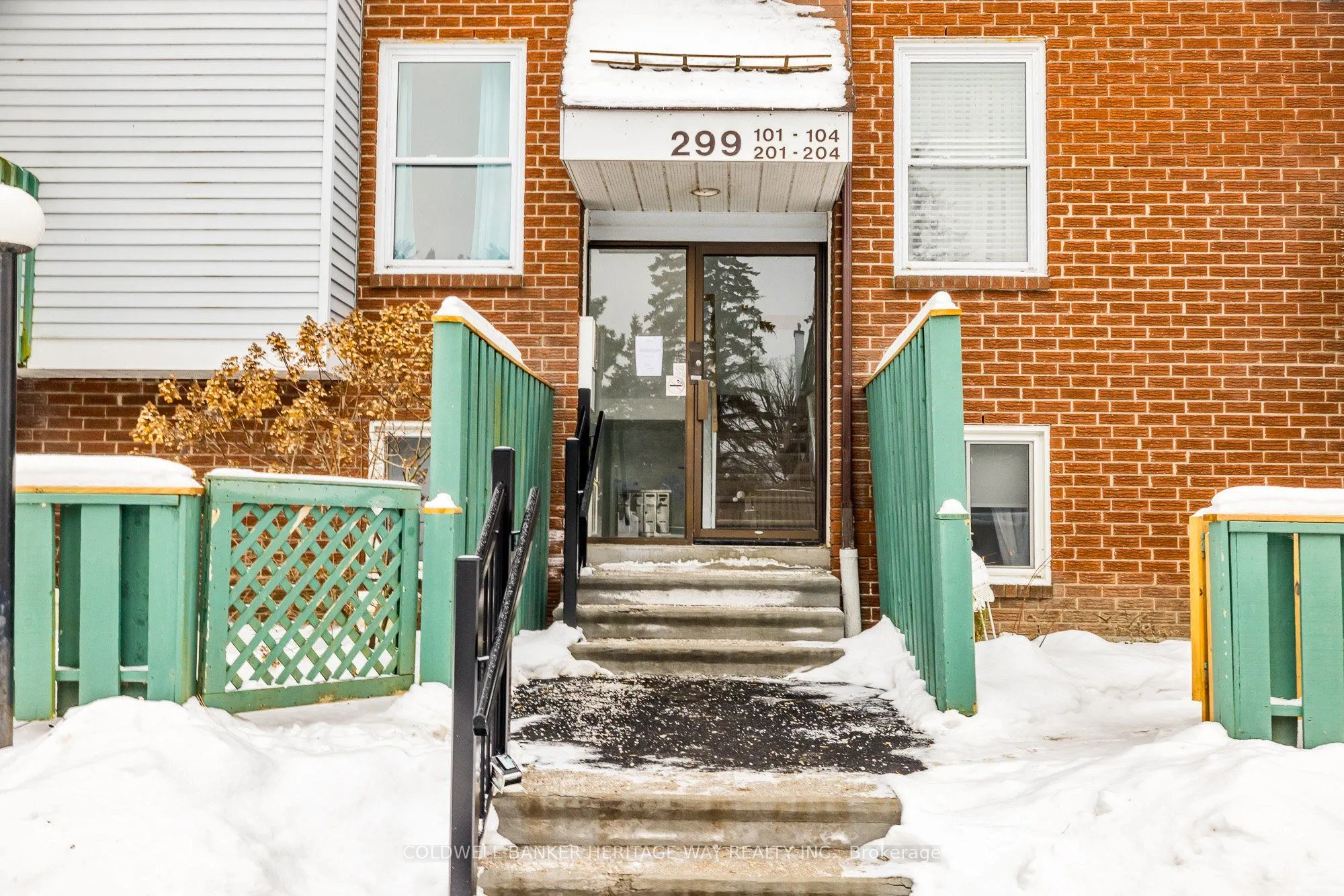 299 Thomas Street, #204