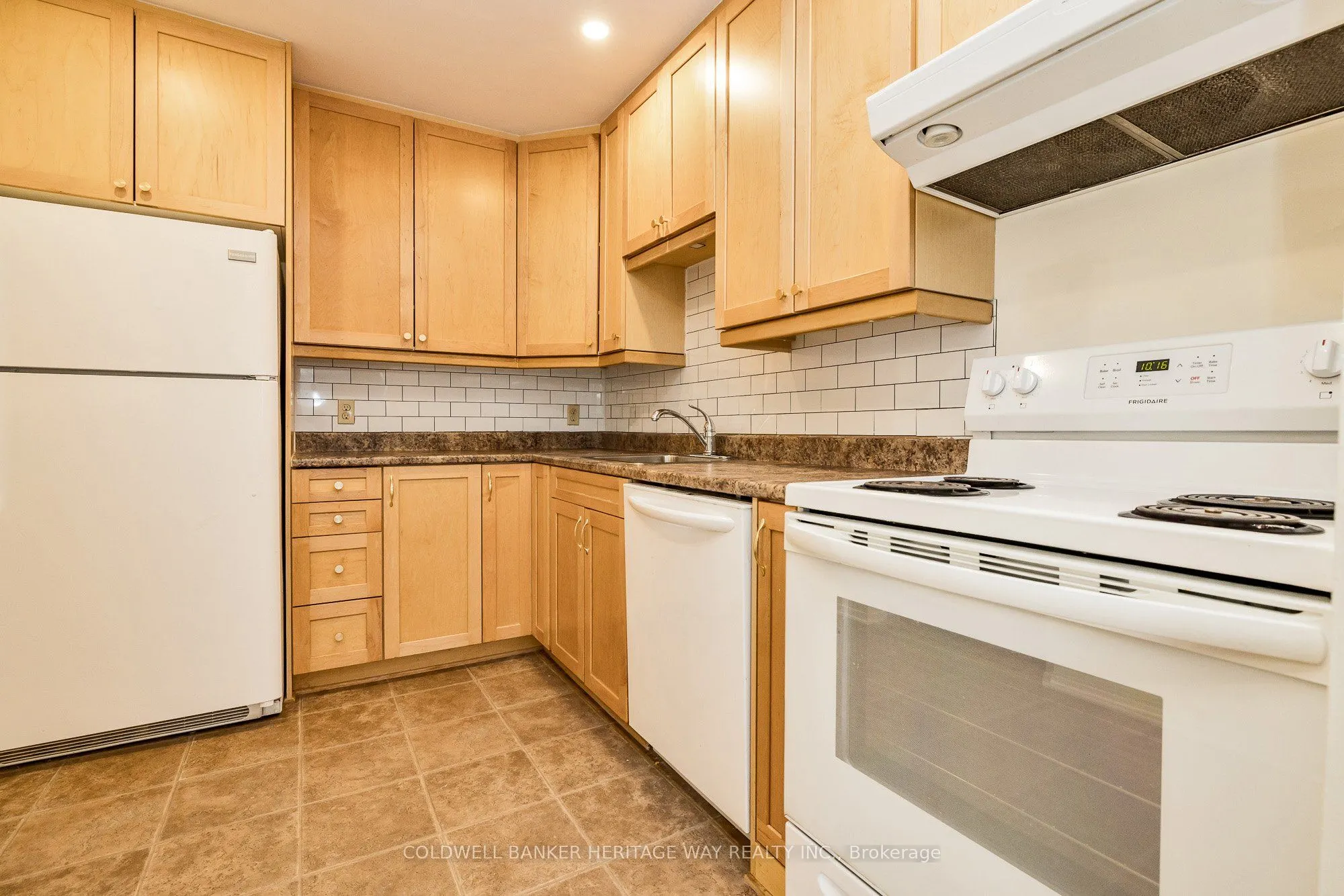 299 Thomas Street, #204