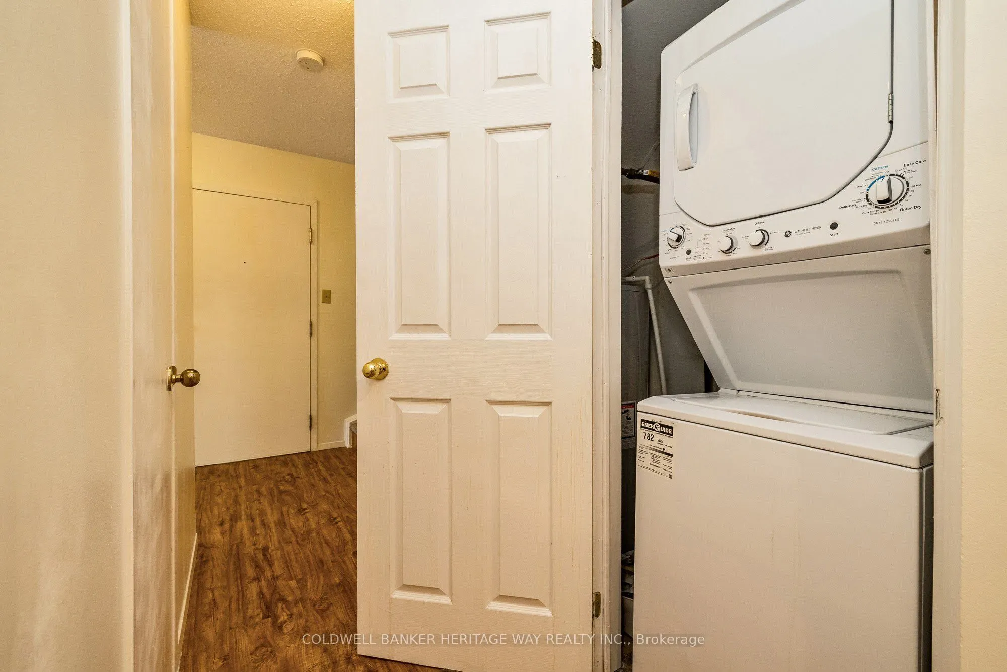 299 Thomas Street, #204