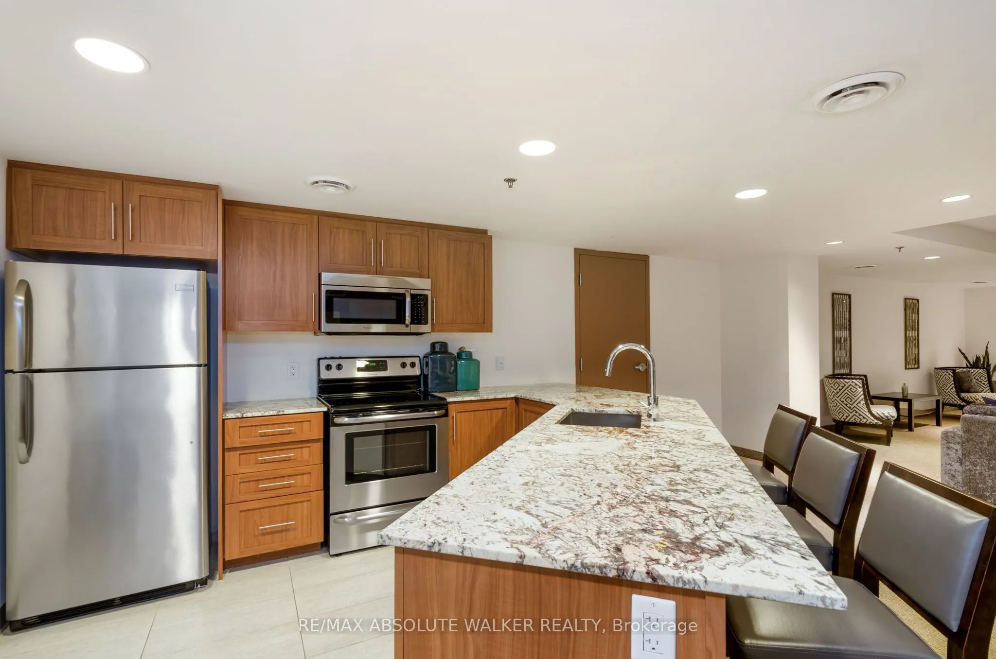 195 Besserer Street #1003