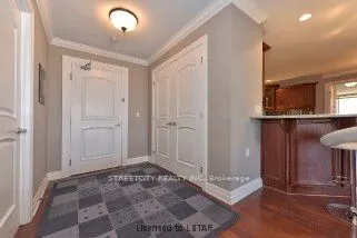250 Pall Mall Street, #1306