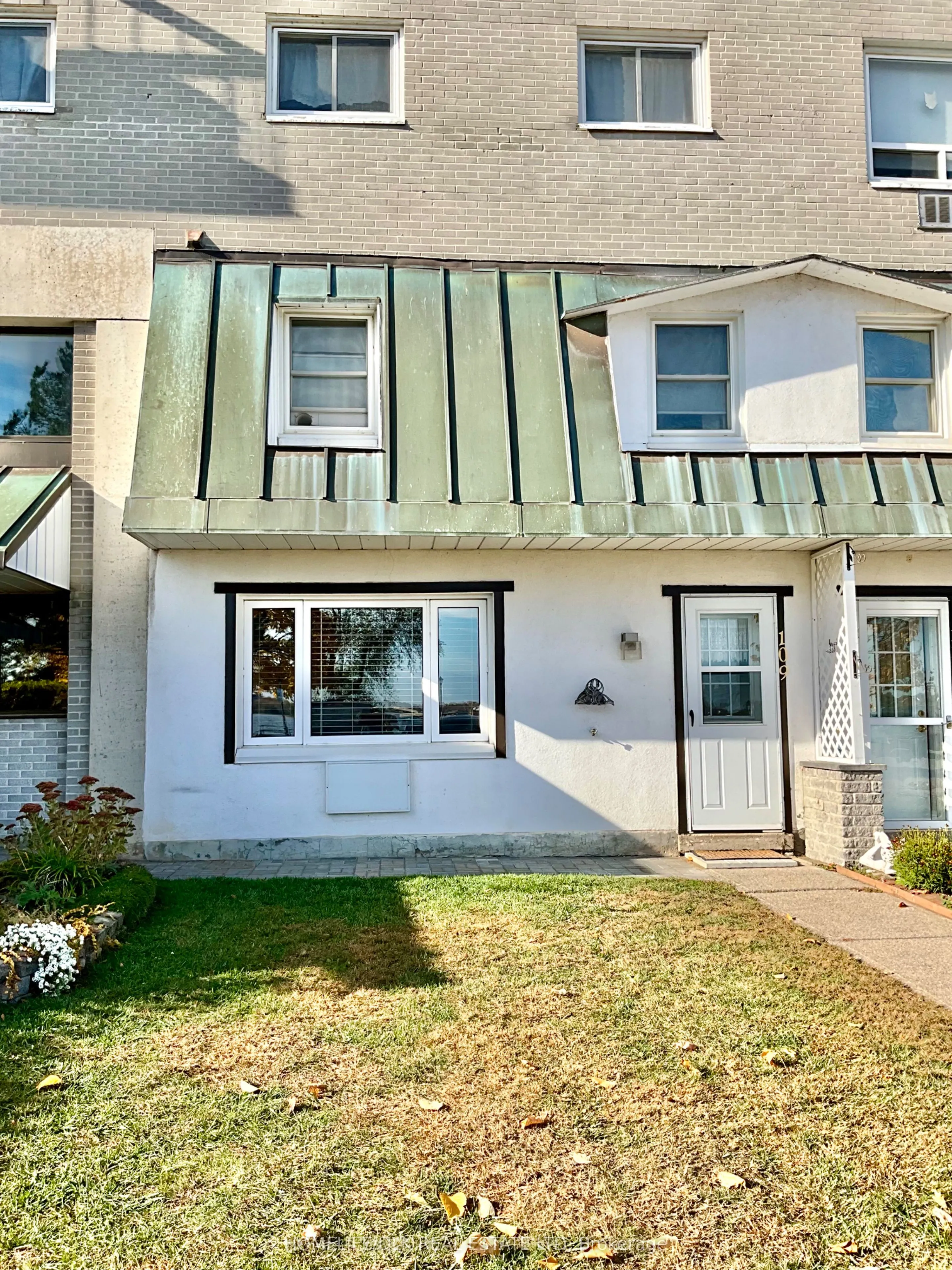 235 WATER Street W, #109