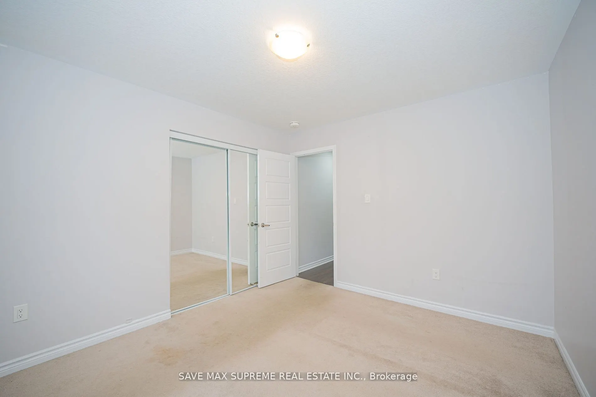 455 Guelph Avenue, #16