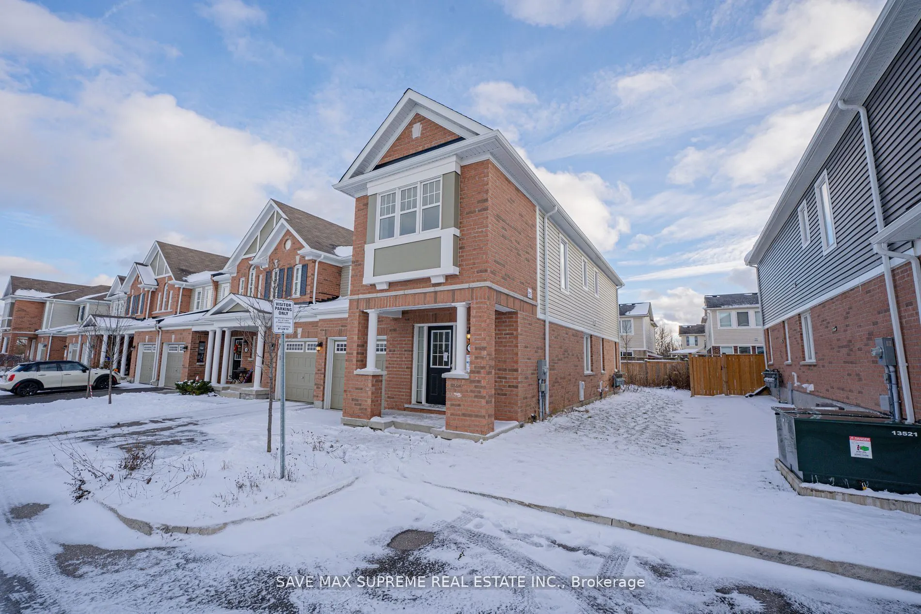 455 Guelph Avenue, #16