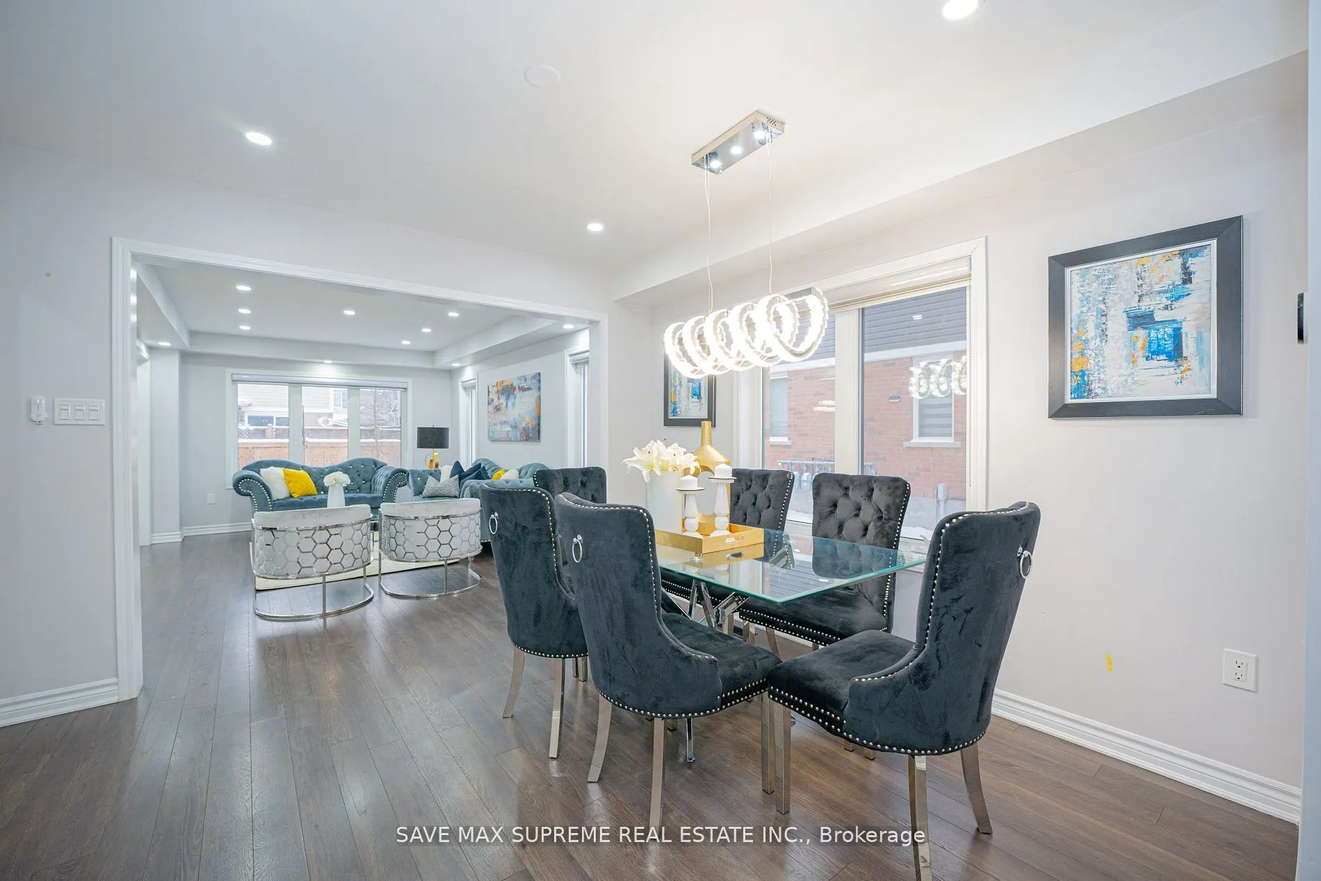 455 Guelph Avenue, #16