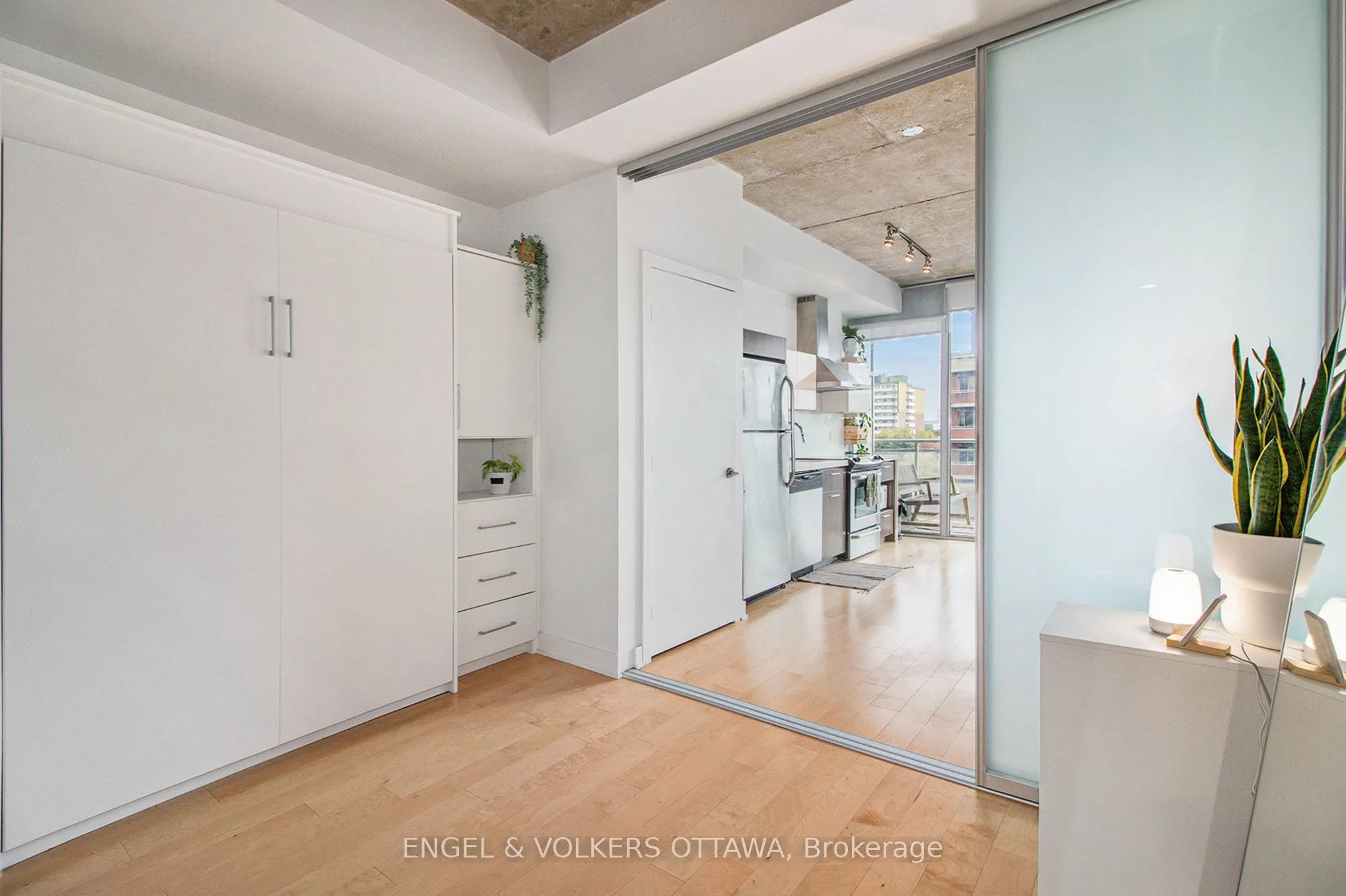 340 MCLEOD Street #641