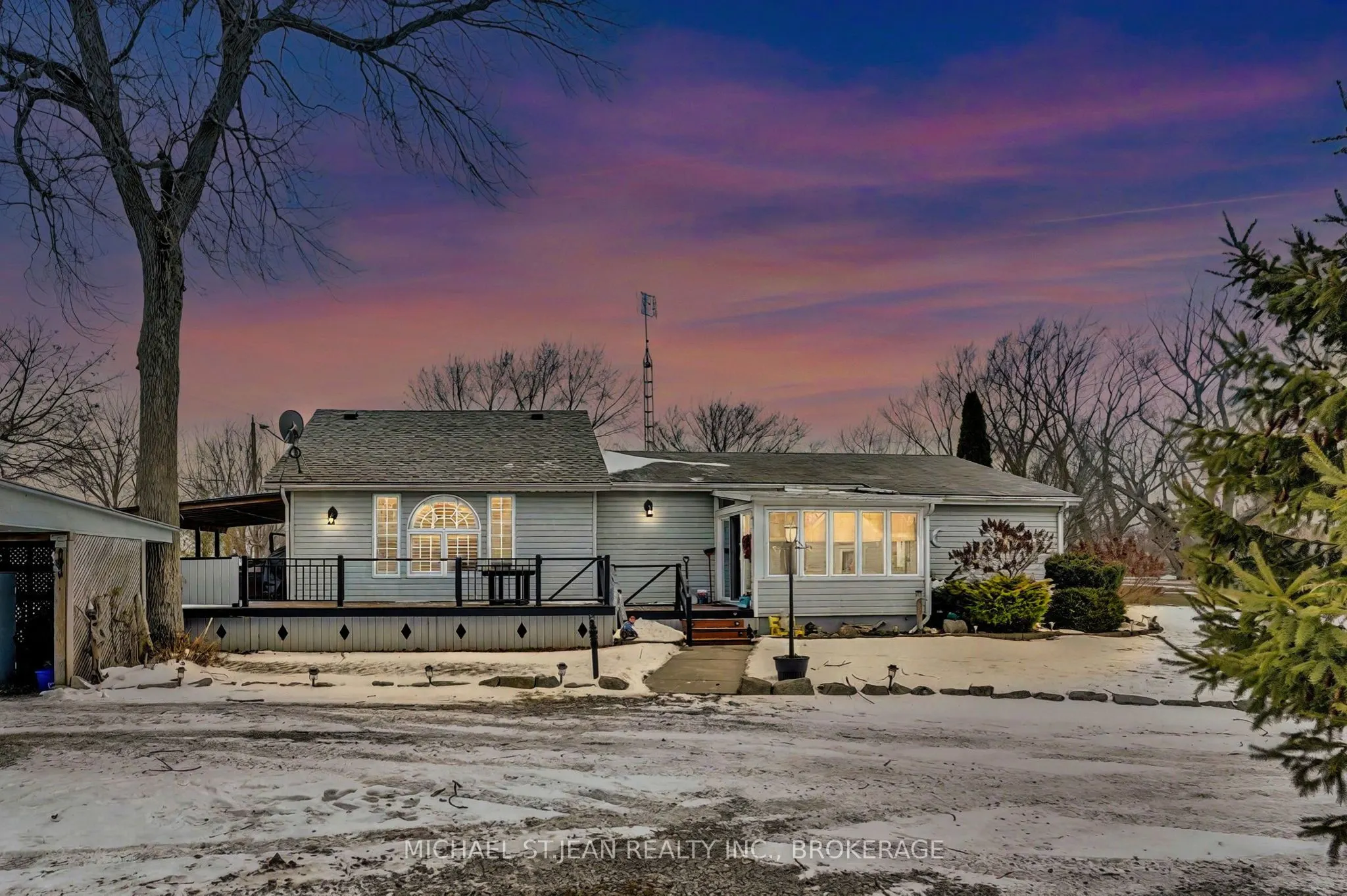 1022 Lakeshore Road
