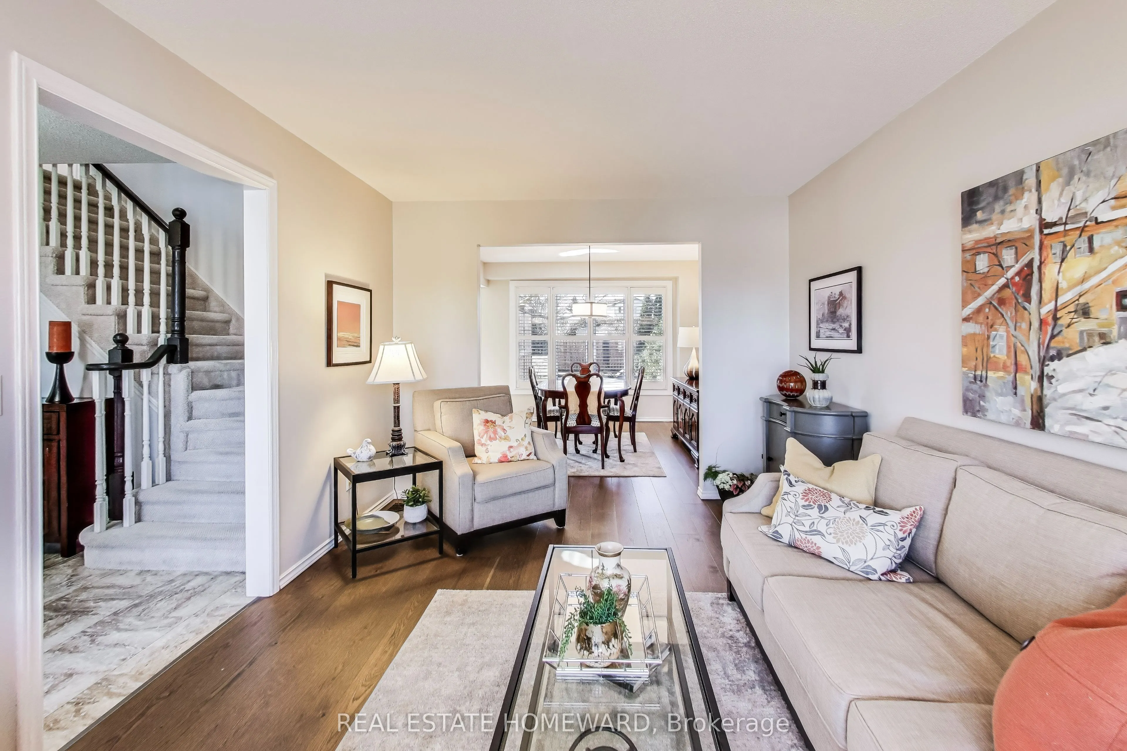 6 Hewson Drive
