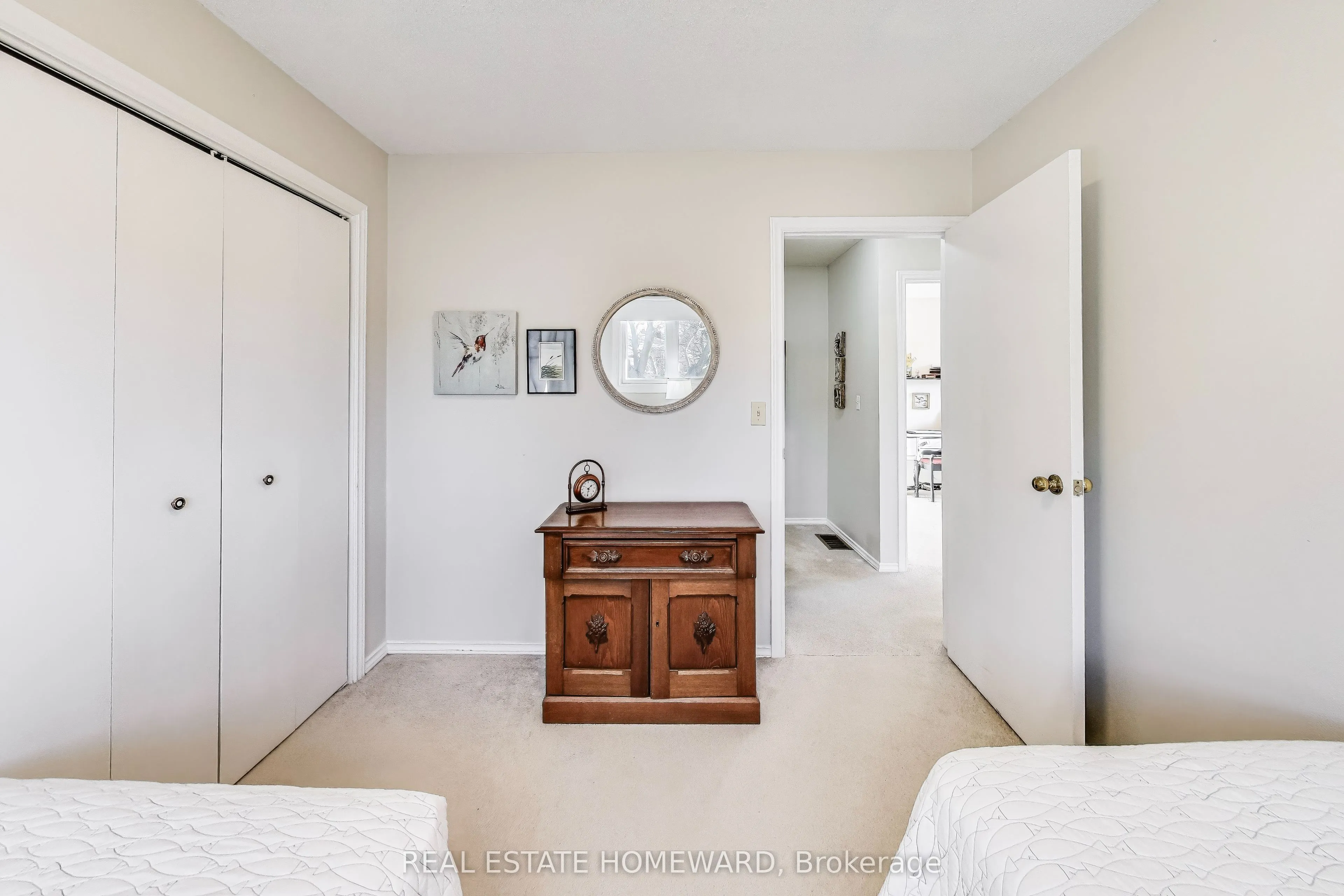 6 Hewson Drive