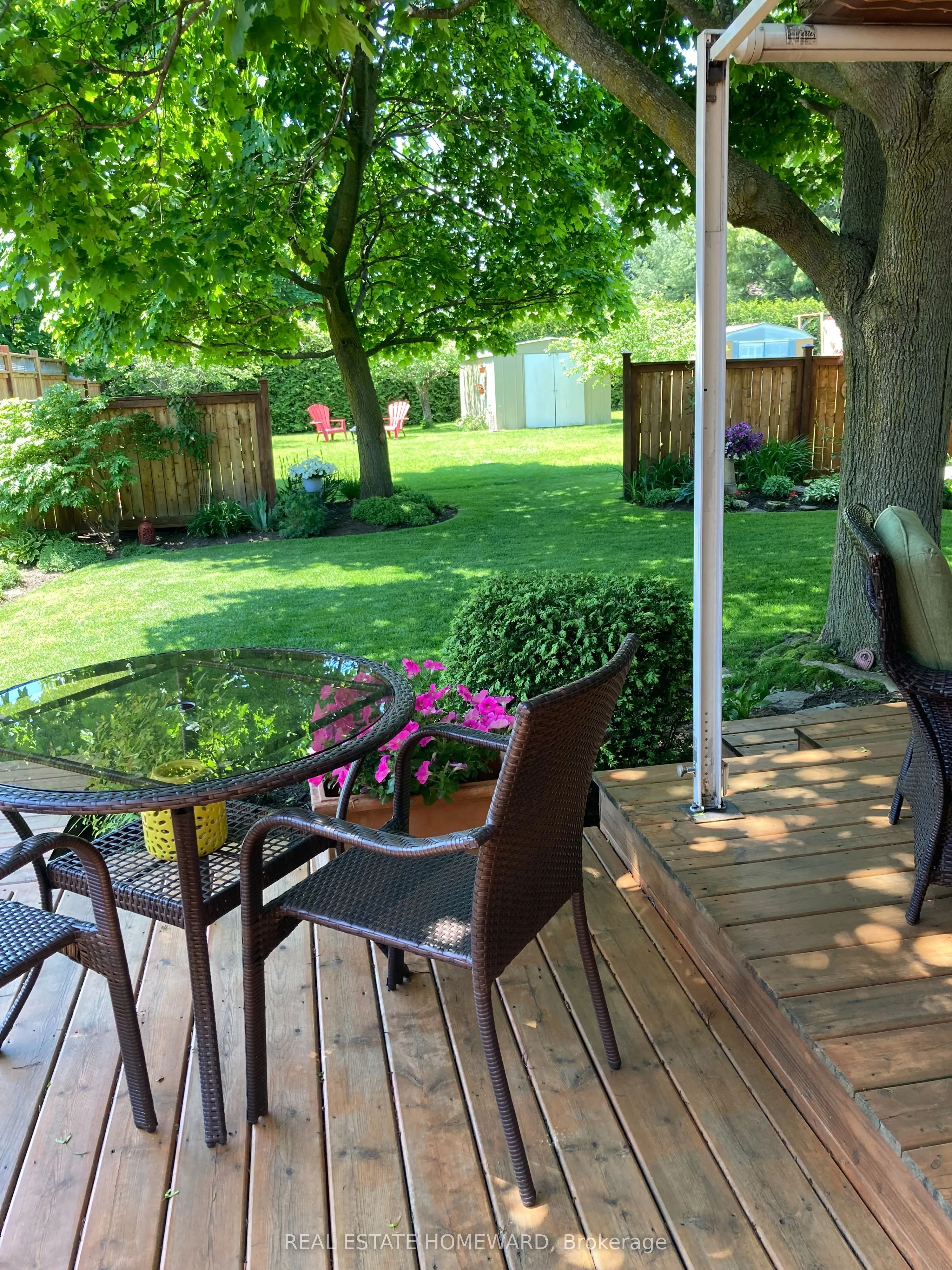 6 Hewson Drive